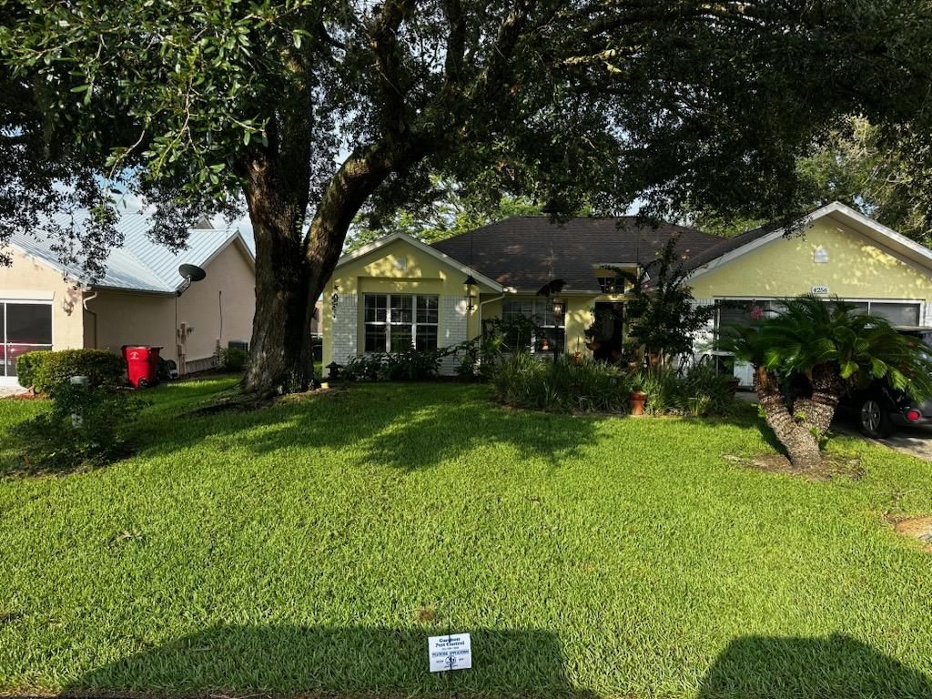  for Garrison Pest Control Inc in Spring Hill, FL