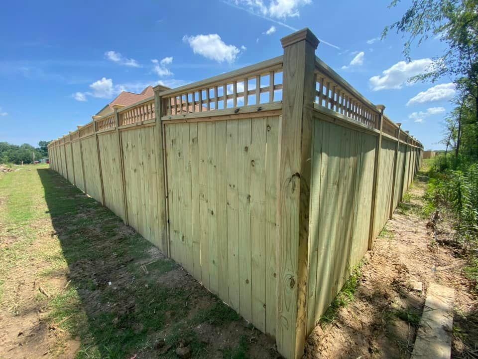  for Manning Fence, LLC in Hernando, MS