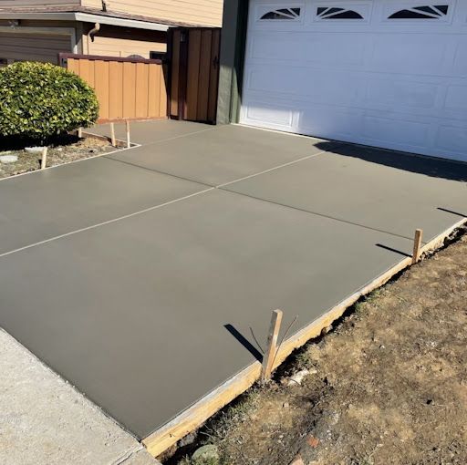 All Photos for Estrada Driveways and Trucking Services in Houston, TX