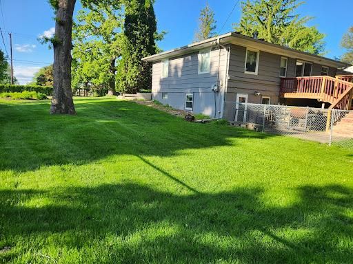  for K & I Lawn Care Service  in Eden Prarie, MN