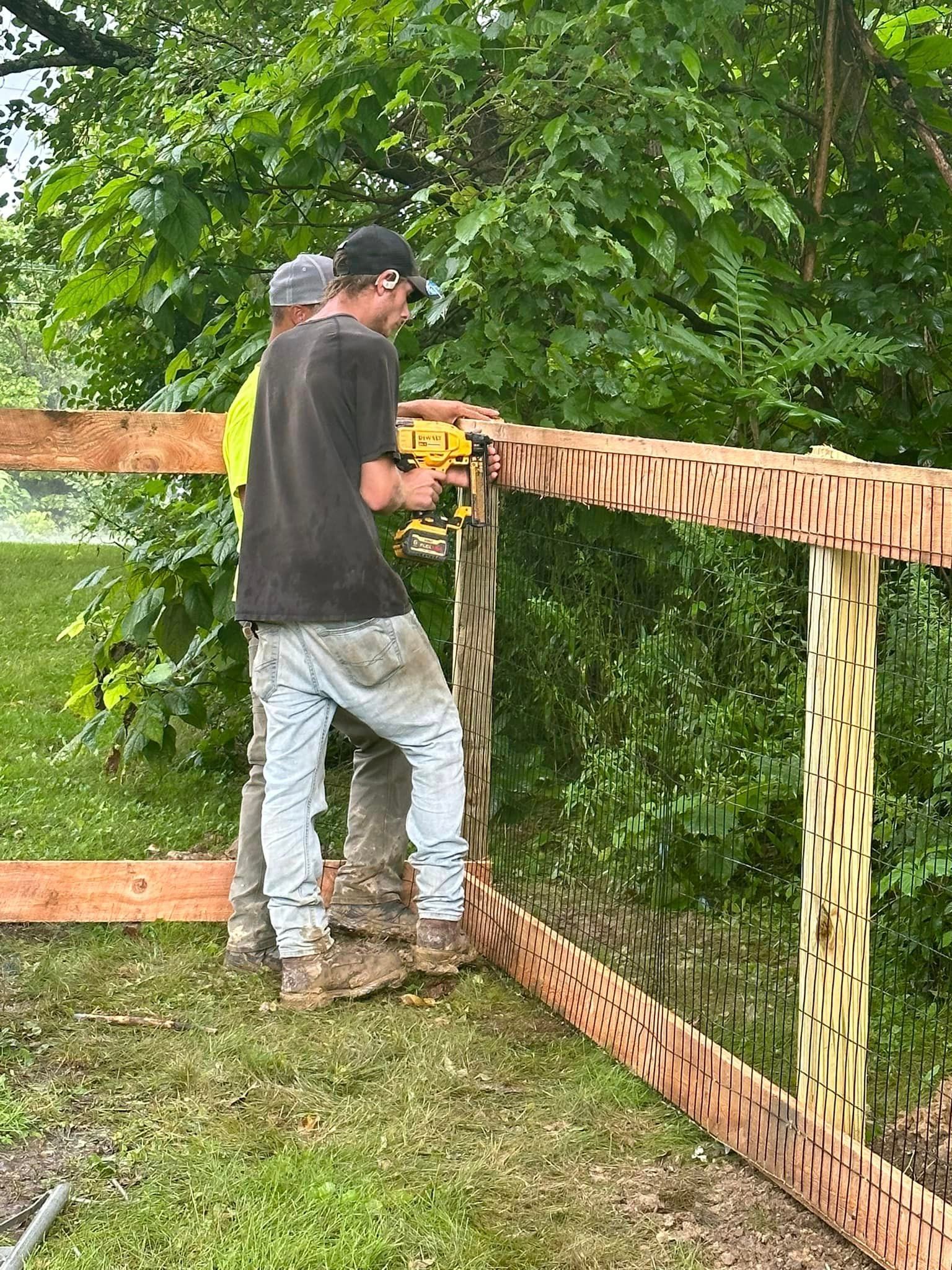  for Oakwood Fencing  in Hudson, NY 