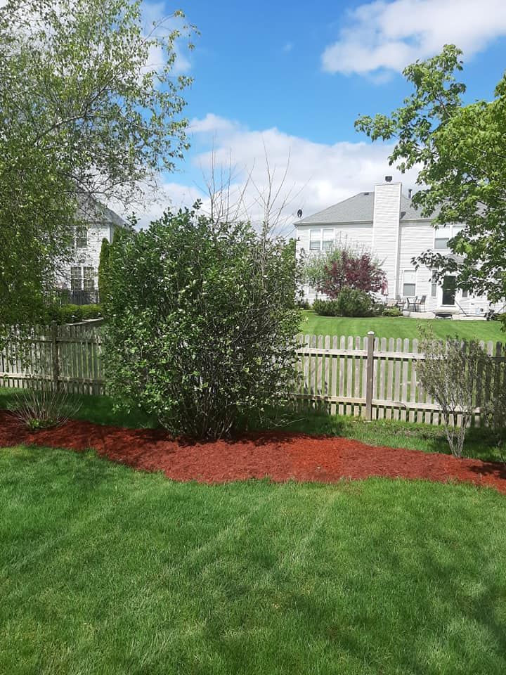  for Henry's Lawn Care in Rockford, IL