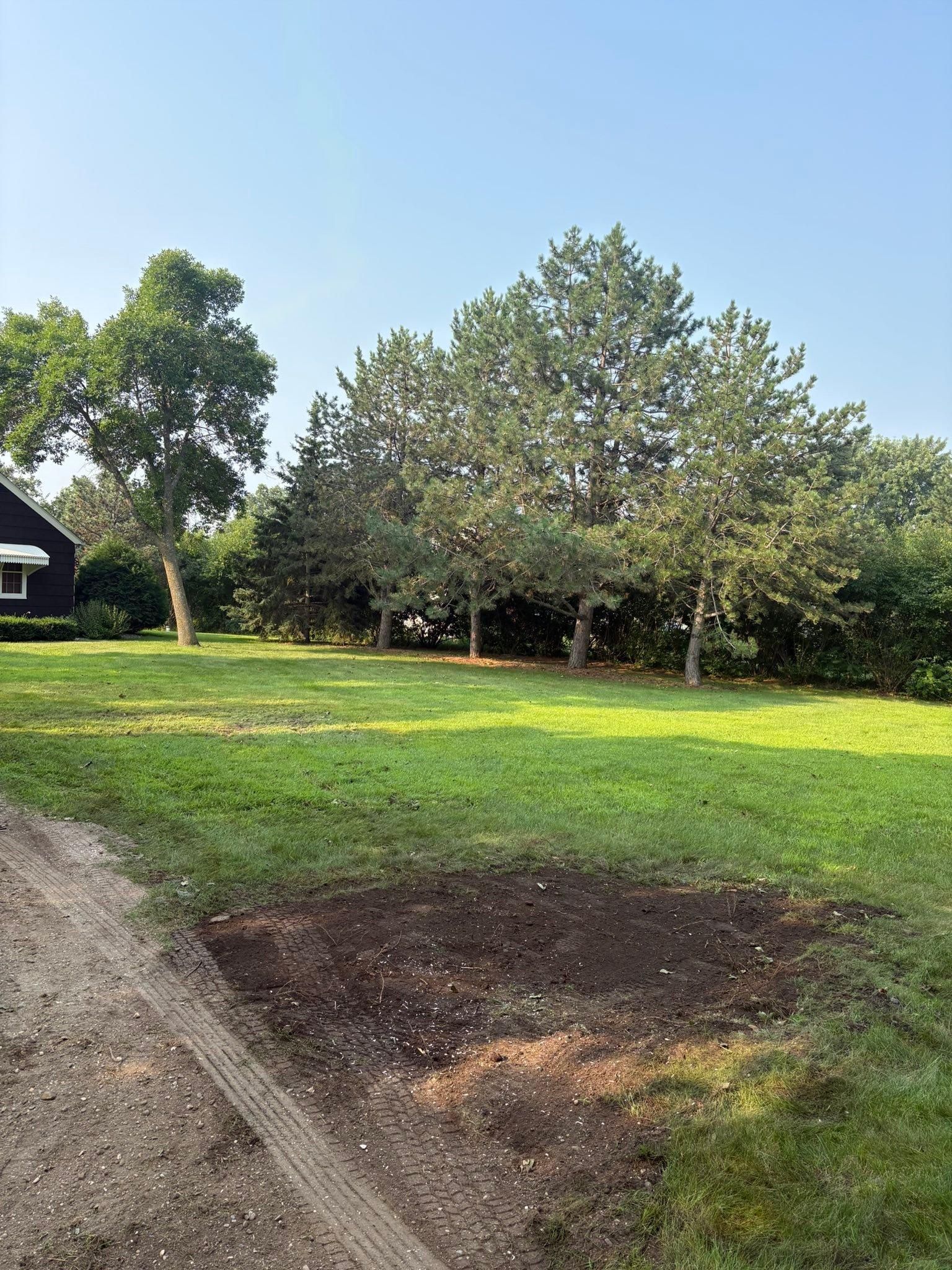  for Premier Services in New London, MN