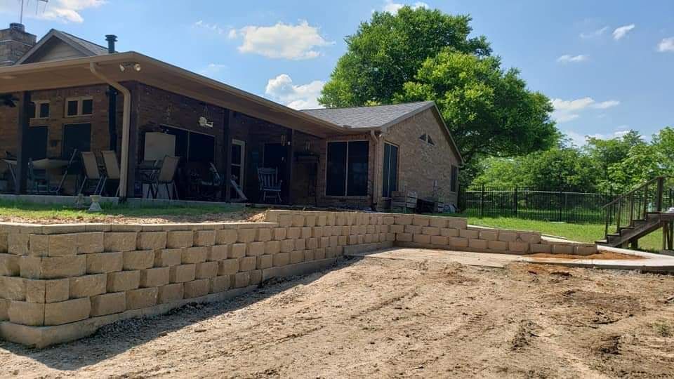 Residental Retaining walls for Concrete Pros  in Sherman, TX