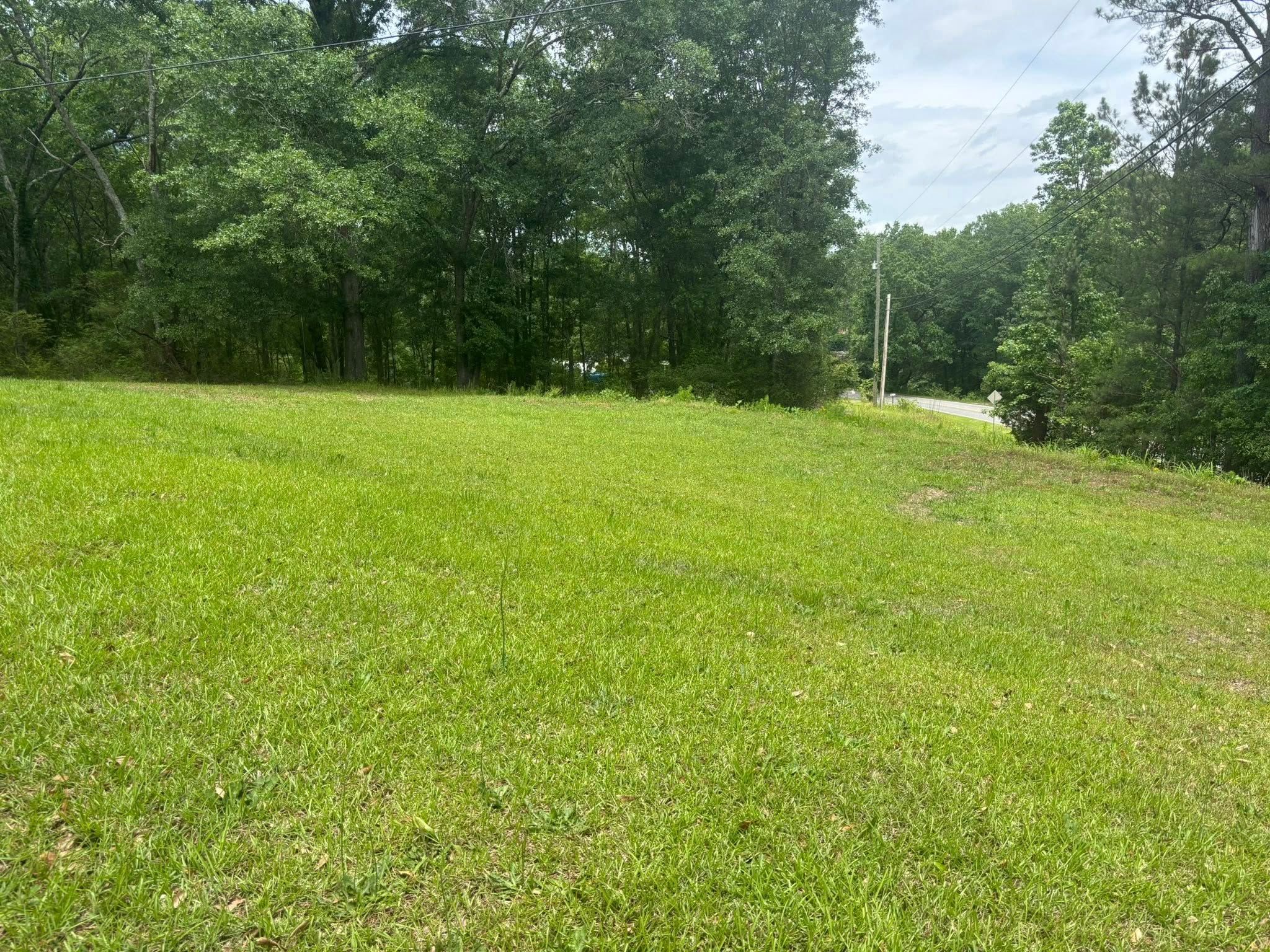  for Eady’s Lawn Care in Winder, GA