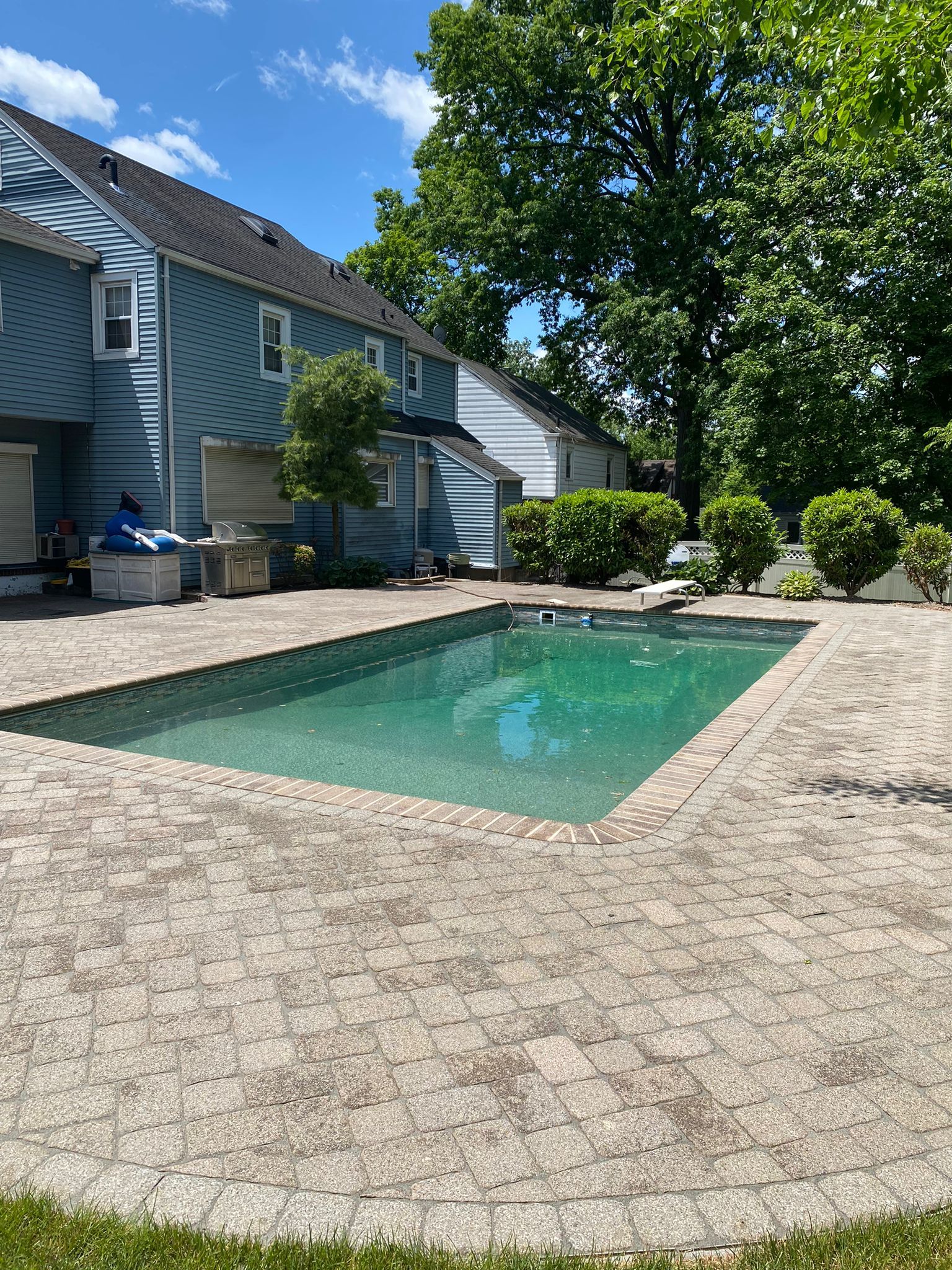 for Sinclair's Services LLC in Hackensack, NJ