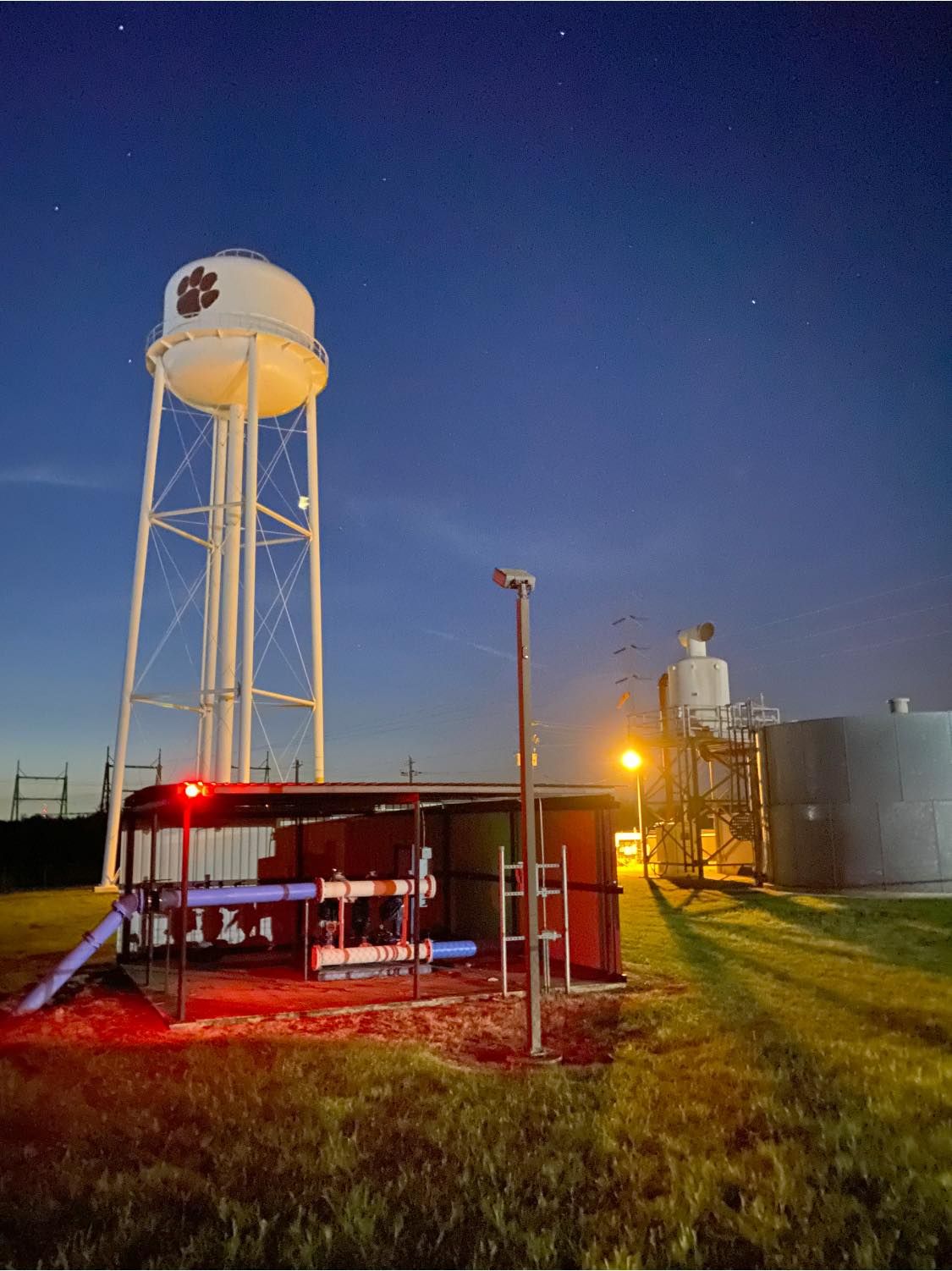  for LUX Electric in Floresville, TX