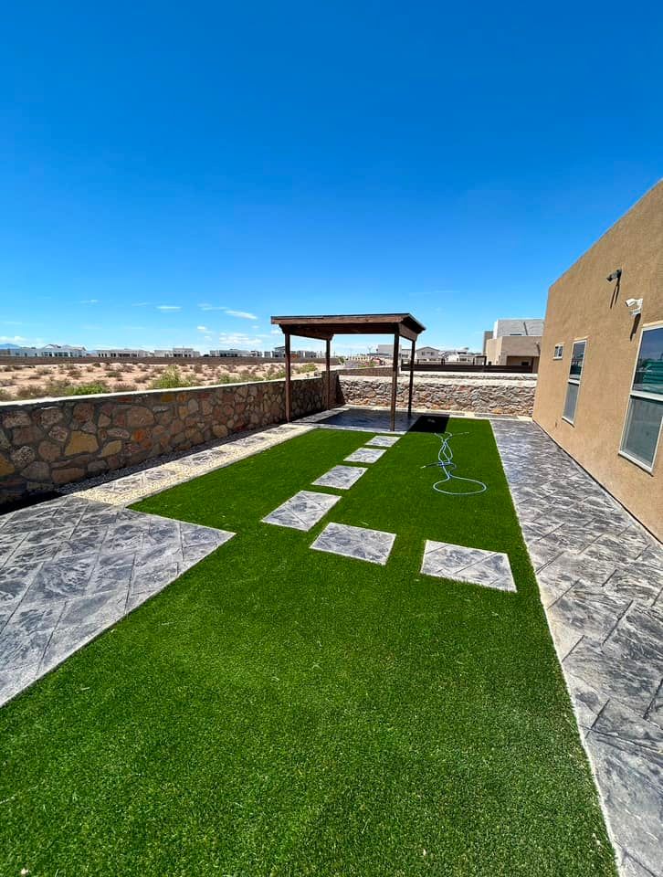 Landscaping for Inova Hardscape in El Paso, TX