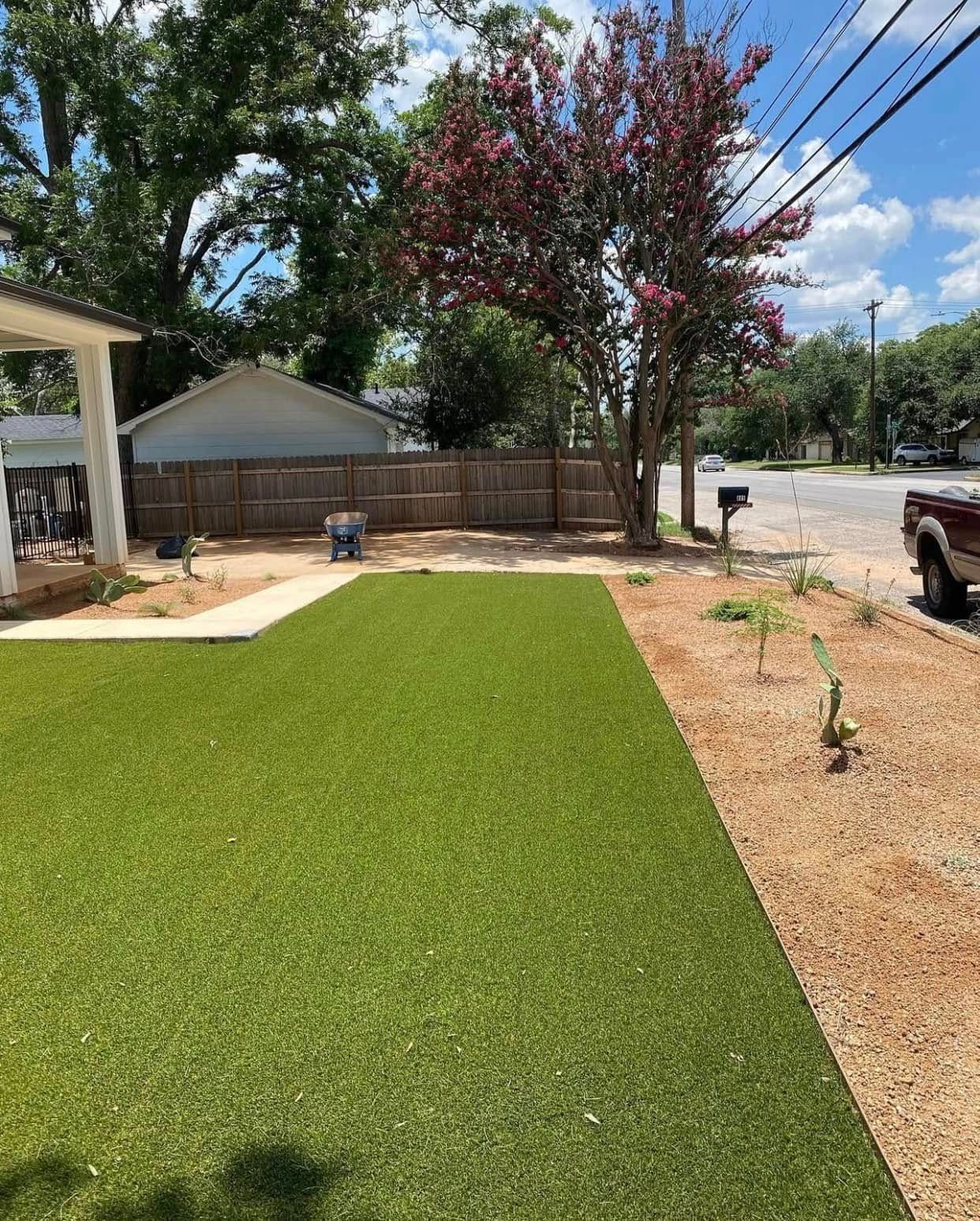  for Robert’s Lawn & Tree Service in Austin, TX
