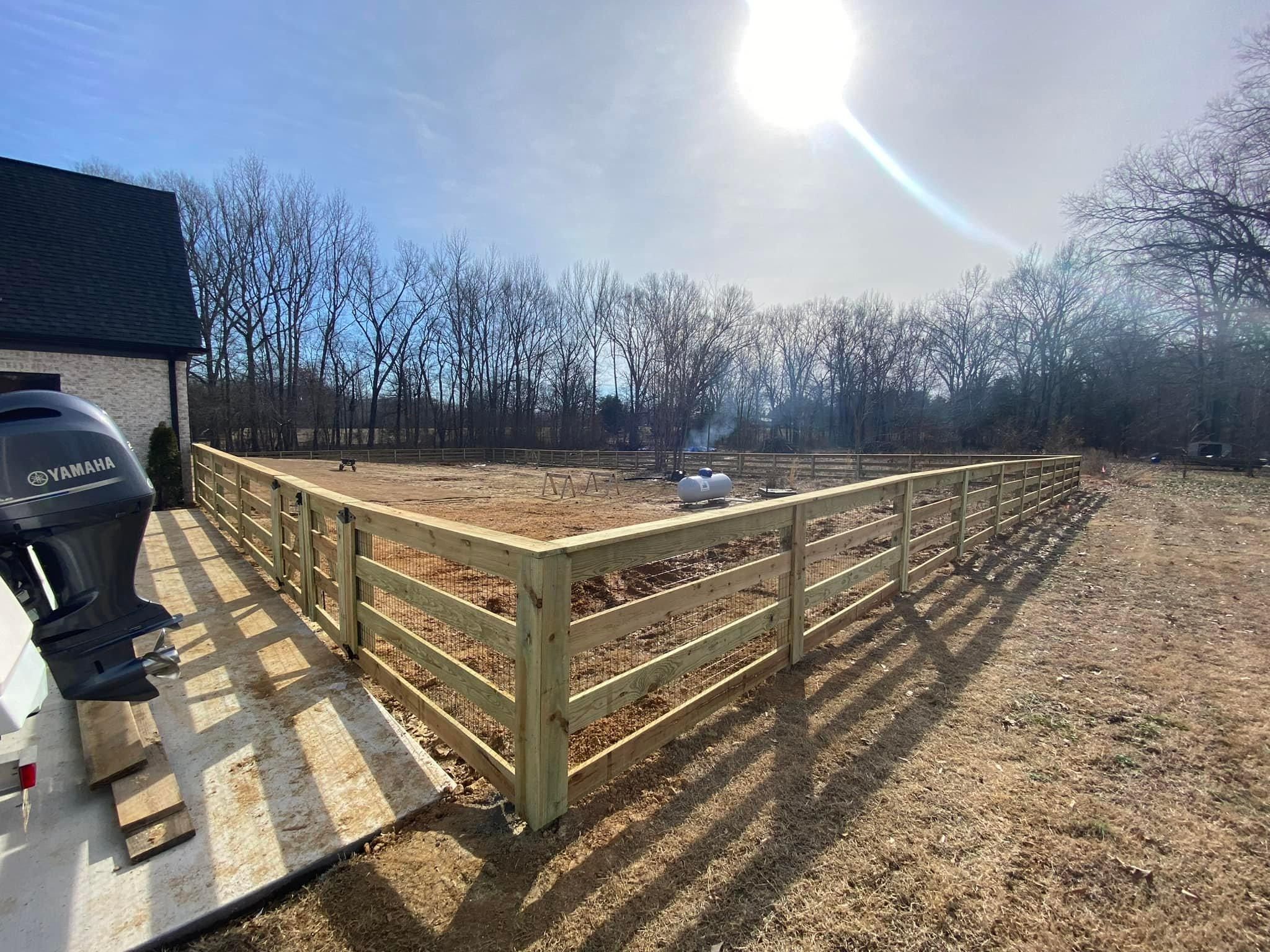  for Manning Fence, LLC in Hernando, MS