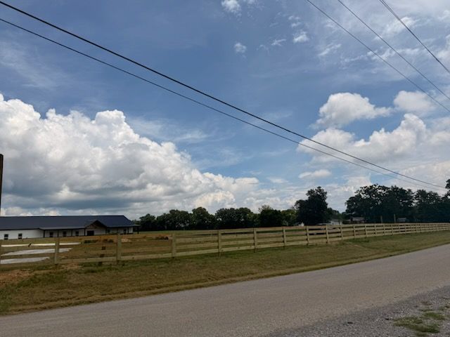  for Ap’s Fencing in McMinnville, TN