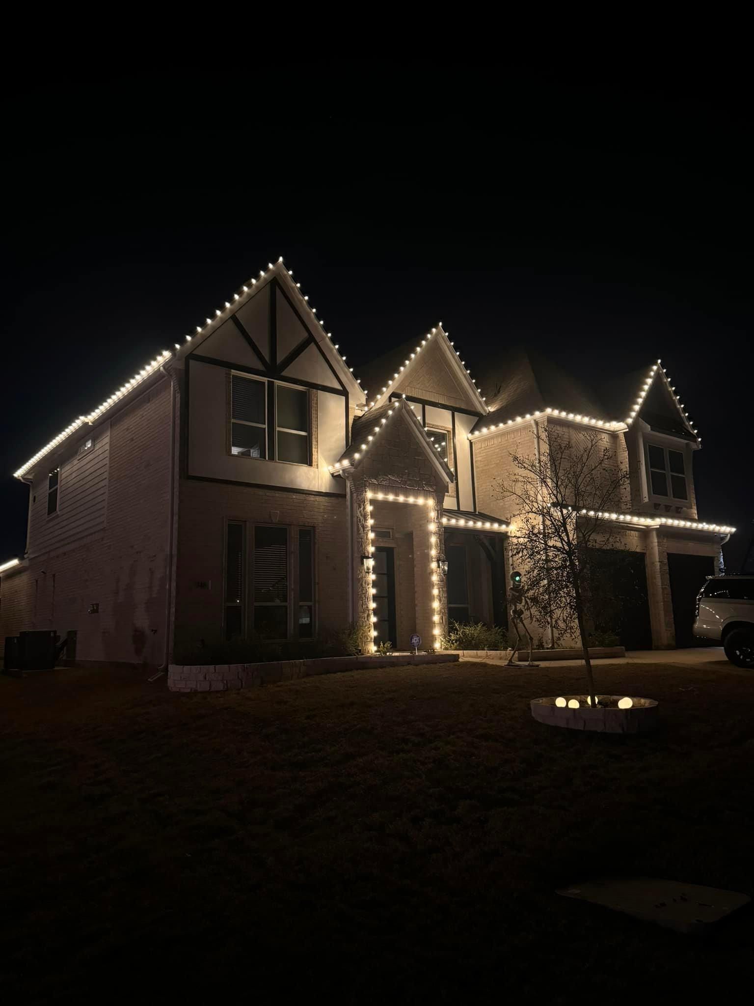  for Mora’s Lawn Services in Crowley,  TX