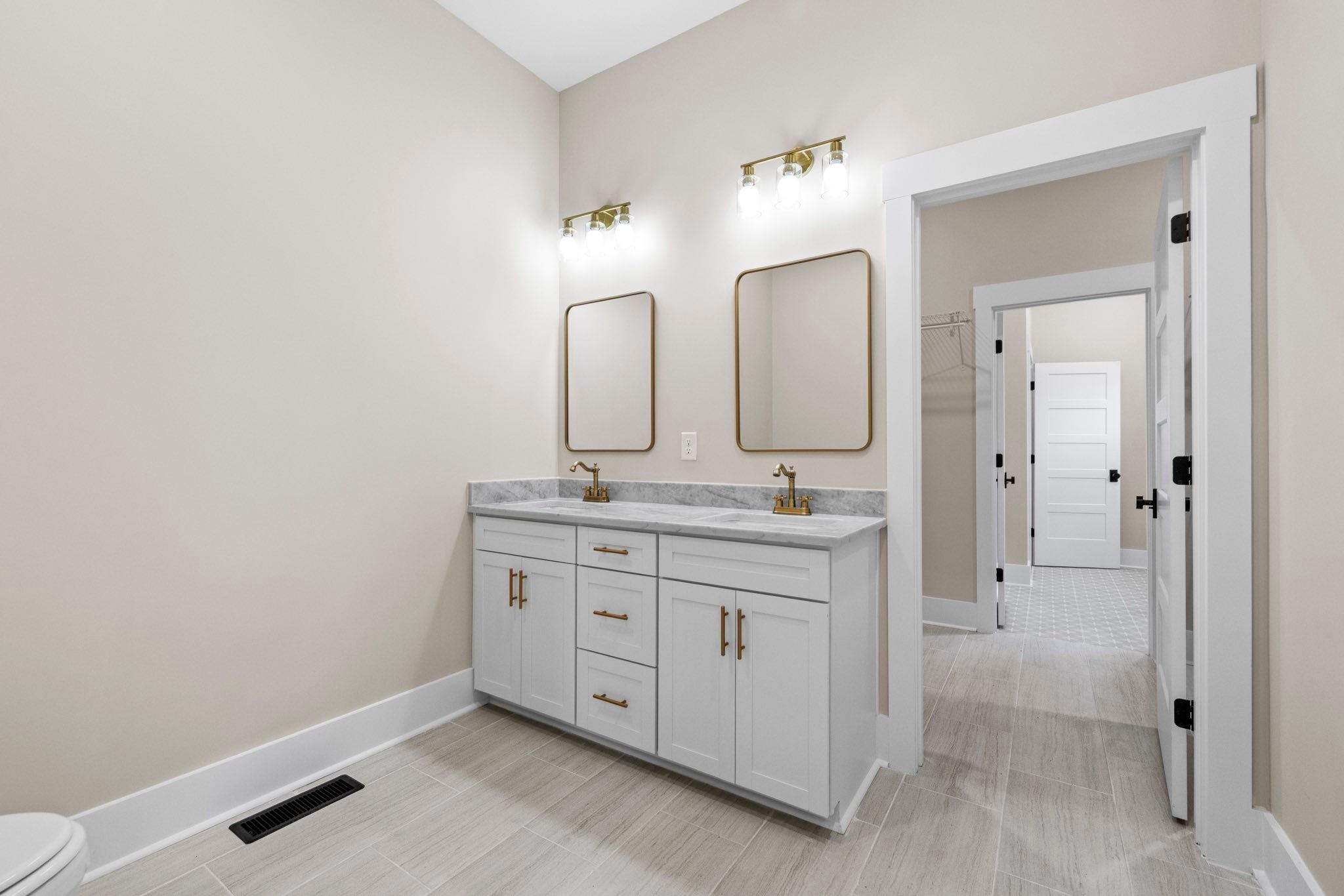  for HK Builders in Gray Court, SC