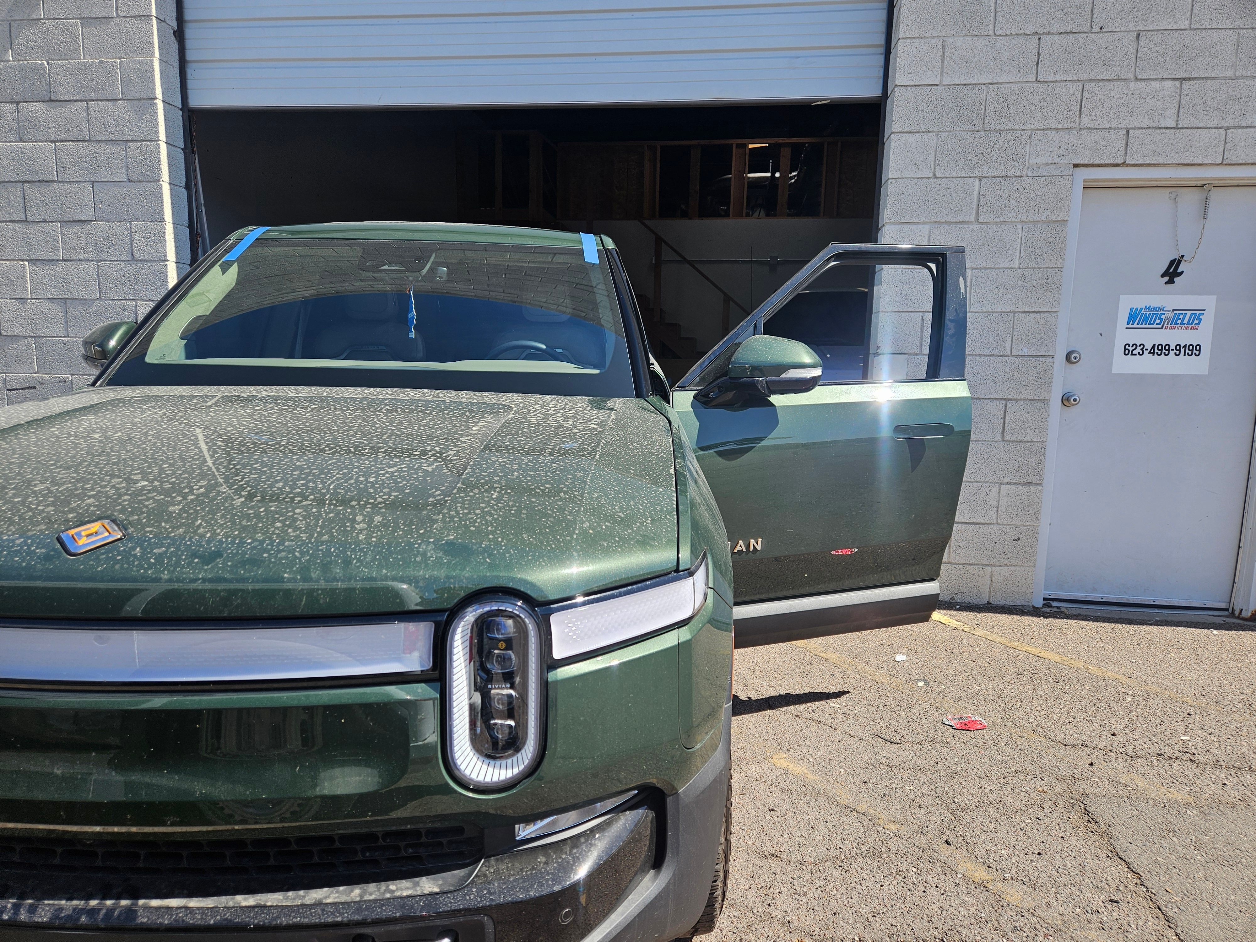 for Cals auto glass llc in Phoenix, AZ