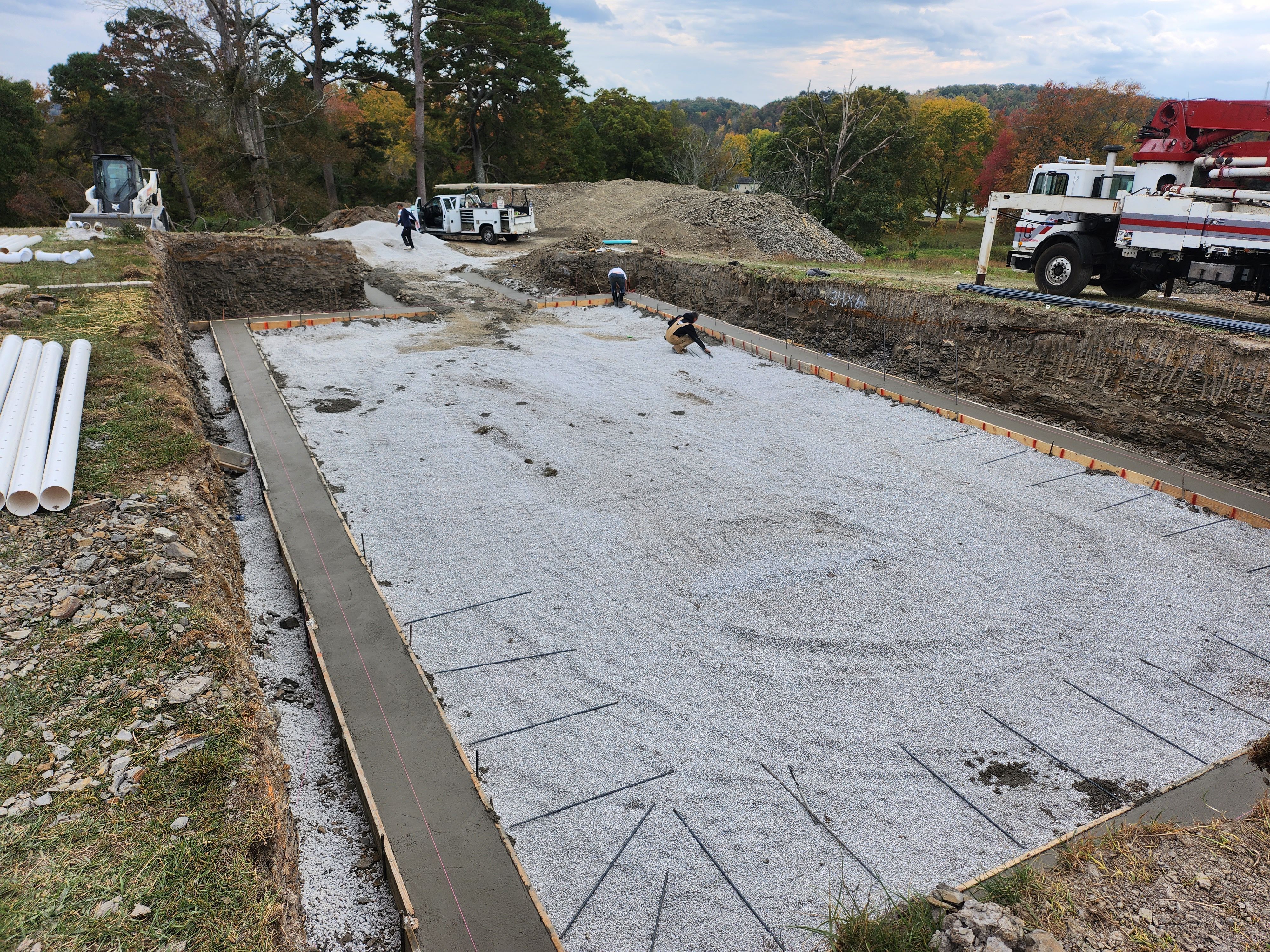 Concrete Driveways for Hellards Excavation and Concrete Services LLC in Mount Vernon, KY