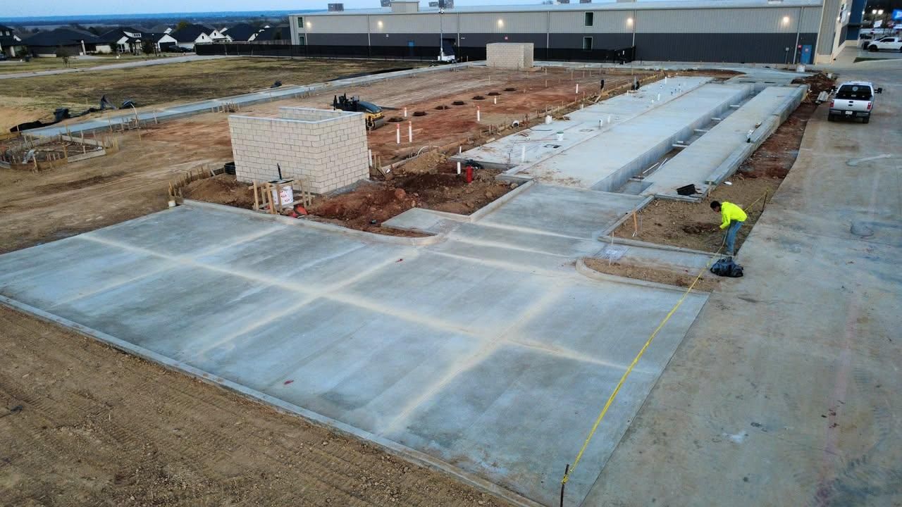  for J & M Contracting in Hewitt, TX