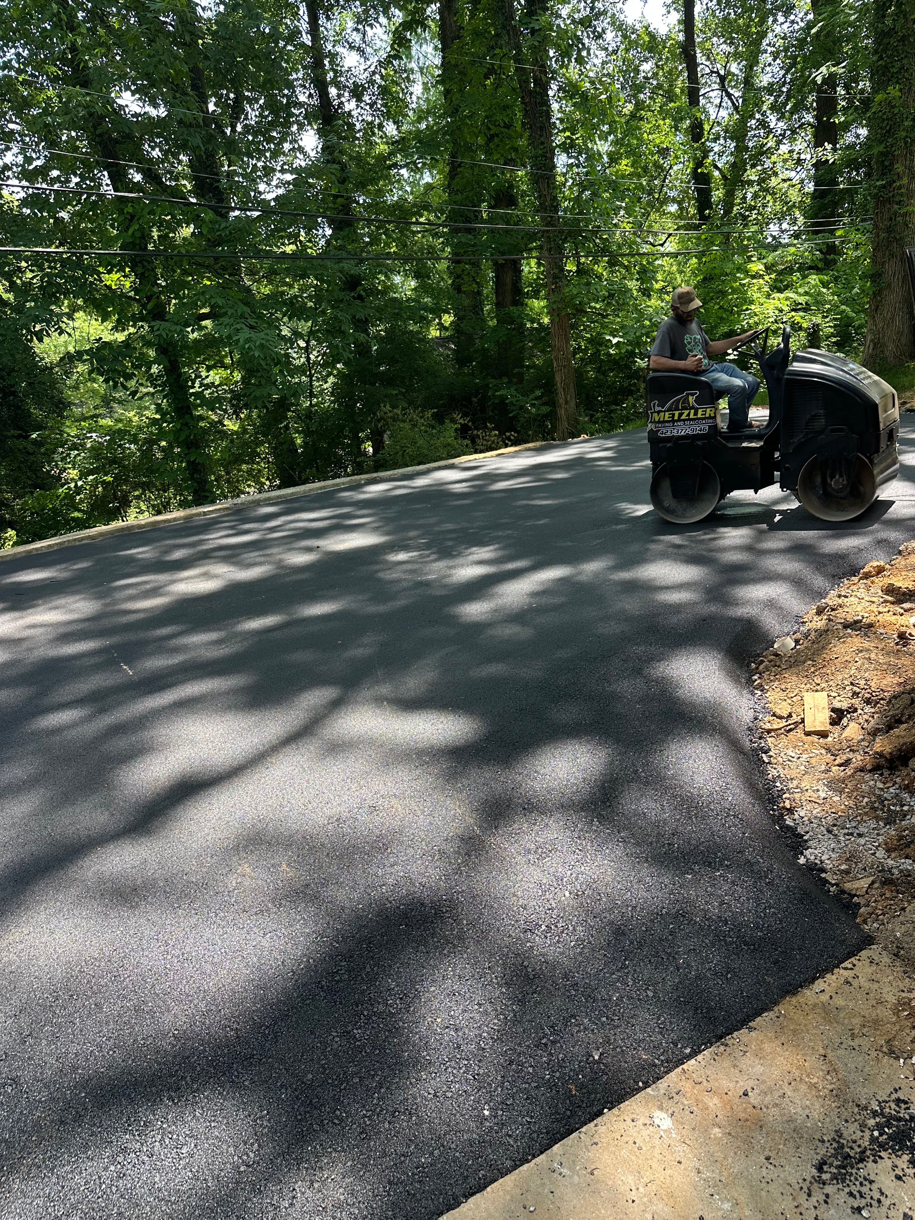  for Metzler Paving and Sealcoating LLC in Jacksboro, TN