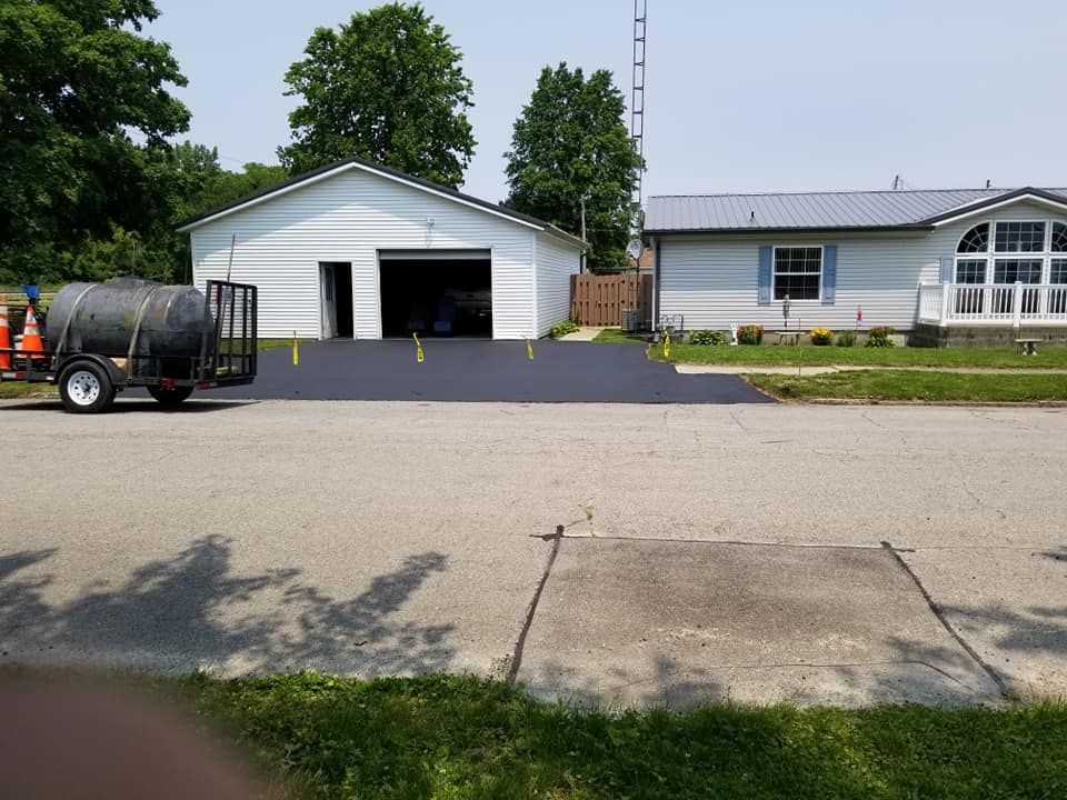  for Smith's Paving and Sealcoating in Rushville, IN