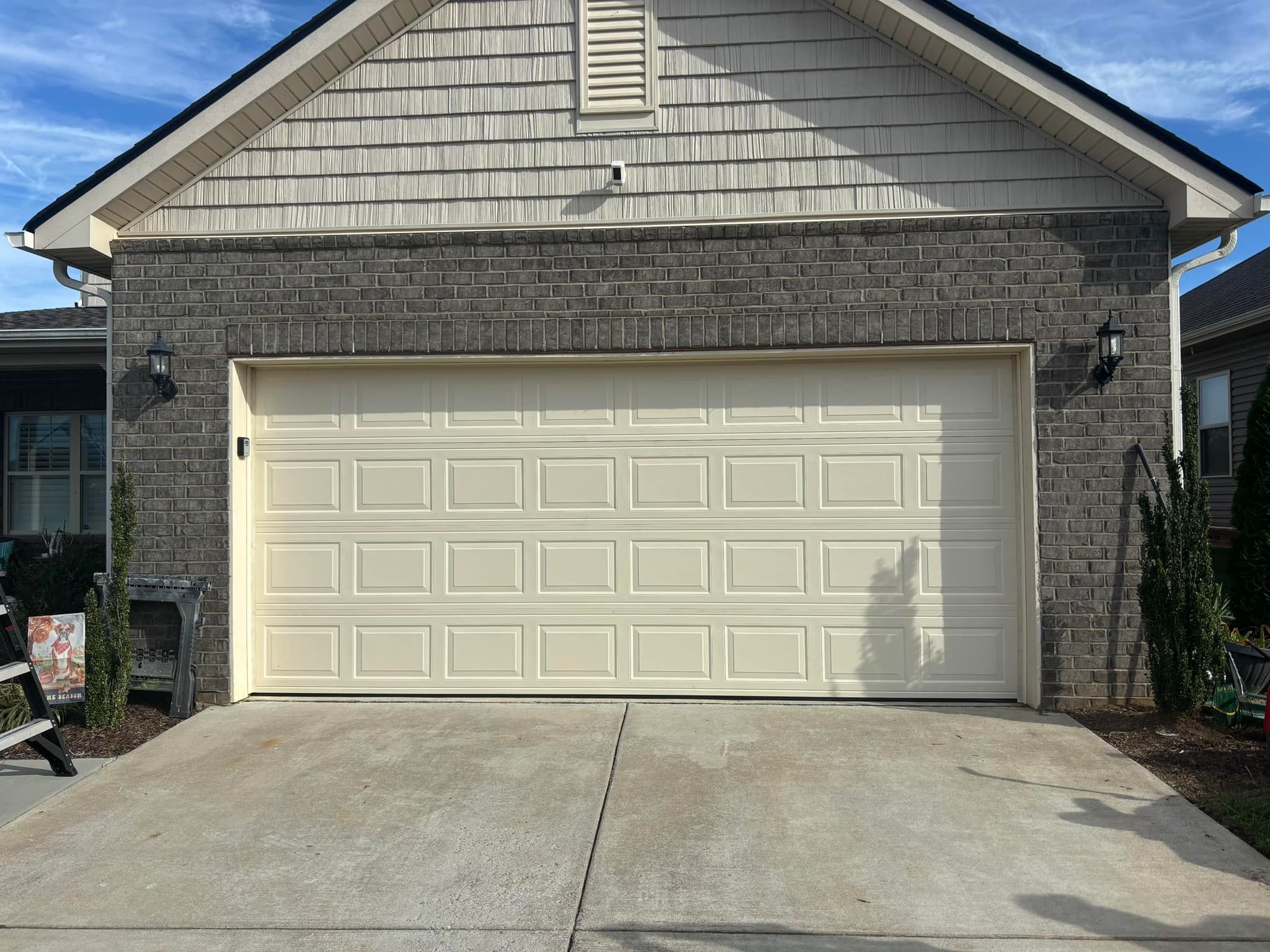All Photos for Skyward Garage Door in Spring Hill, TN