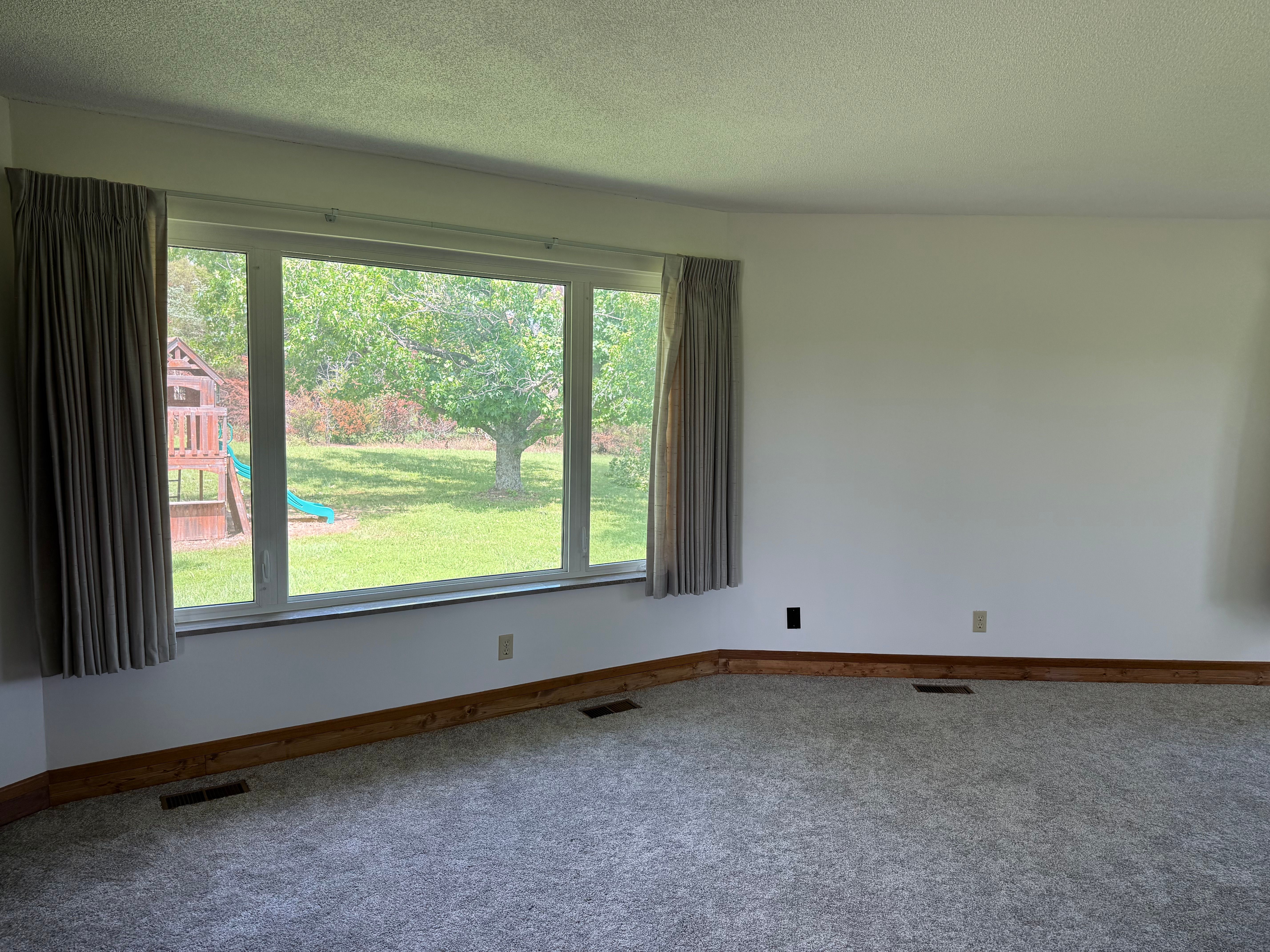  for Mathews Painting in Iola, KS