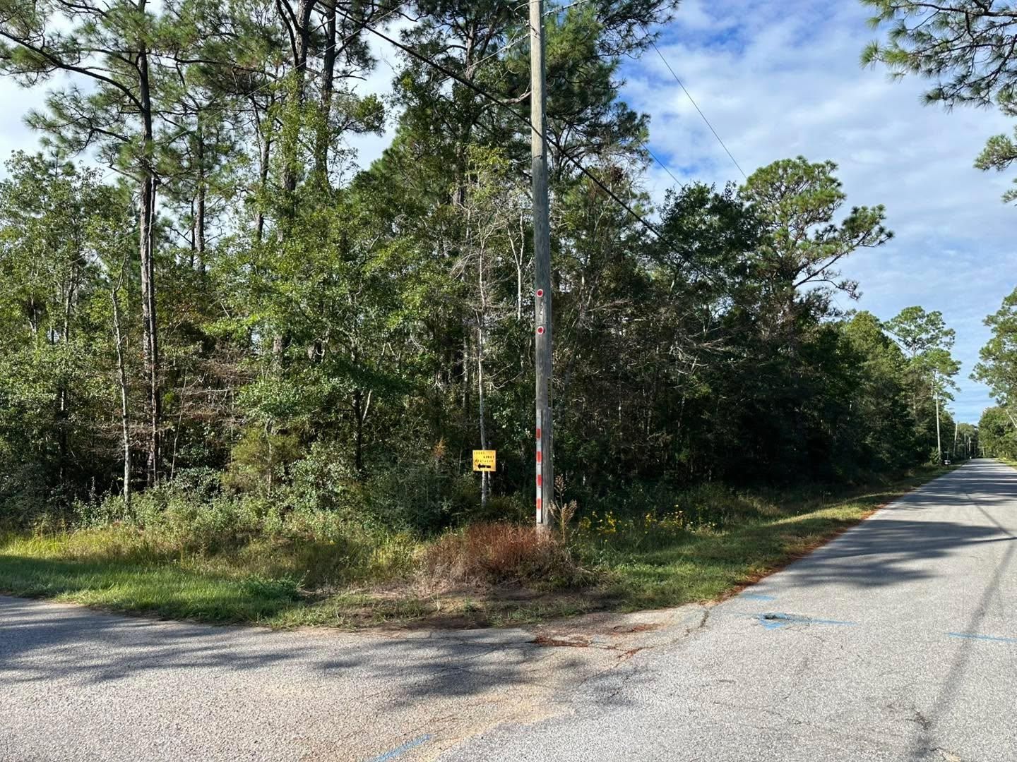  for White’s Land Maintenance in Milton,, FL