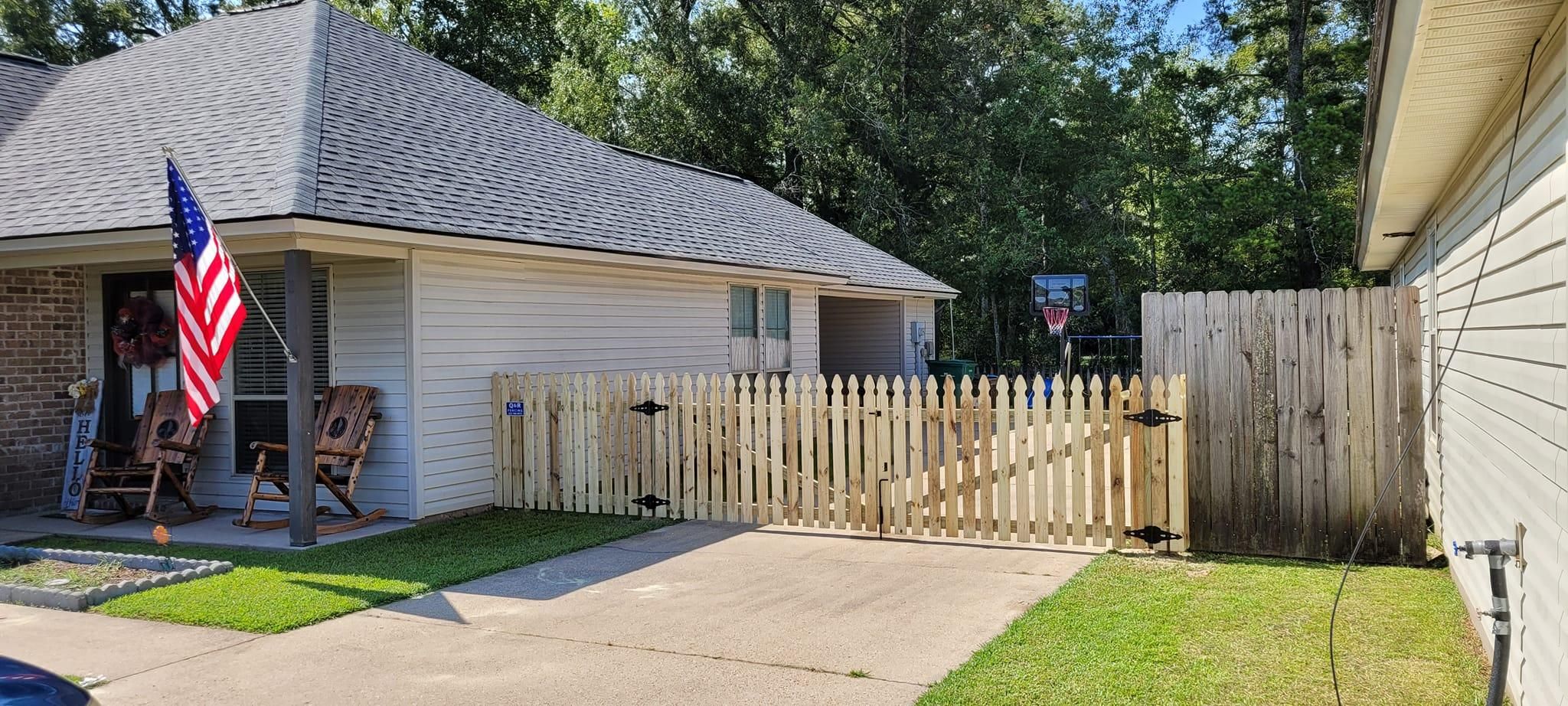 All Photos for Quick and Ready Fencing in Denham Springs, LA