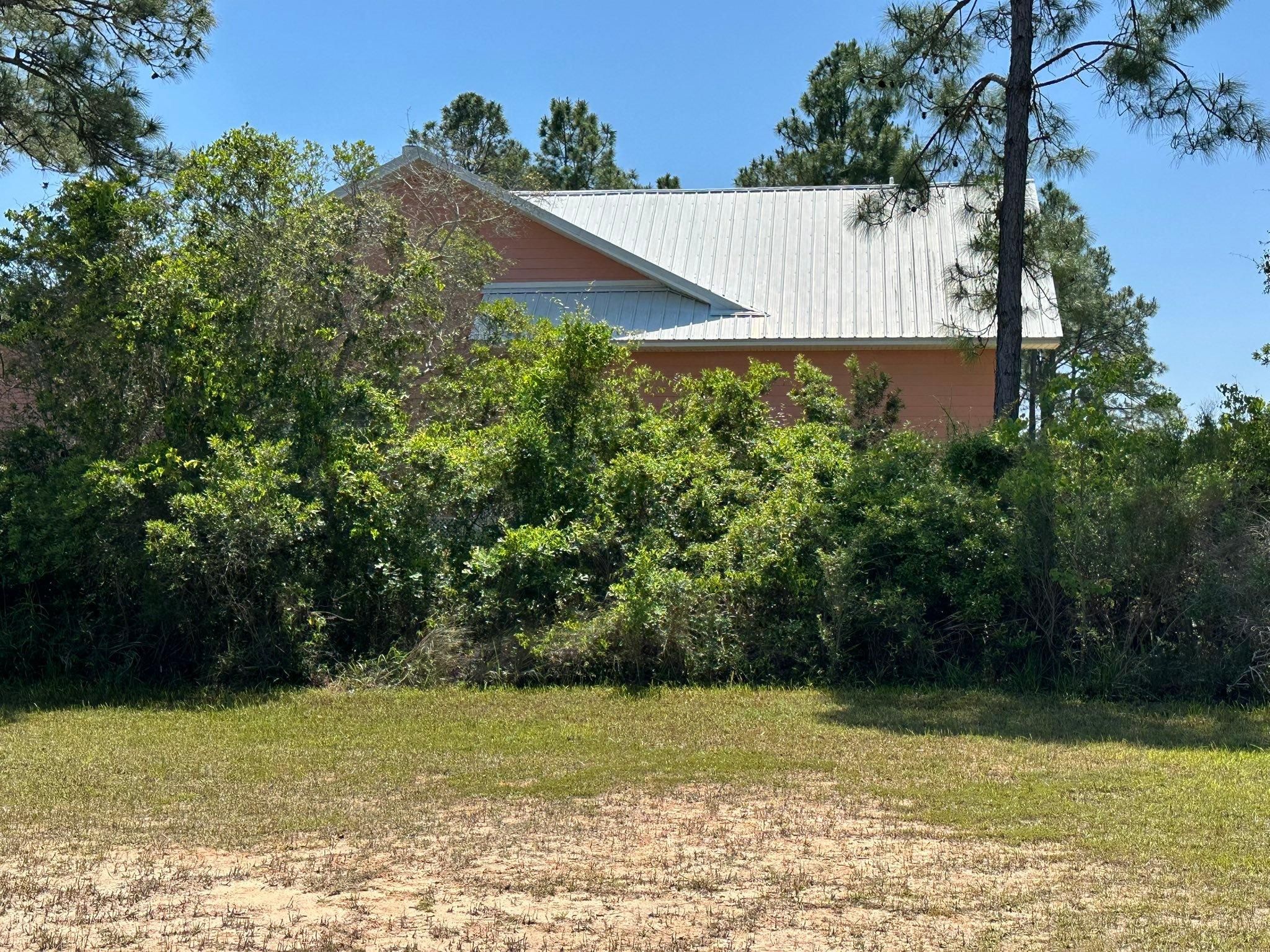  for White’s Land Maintenance in Milton,, FL