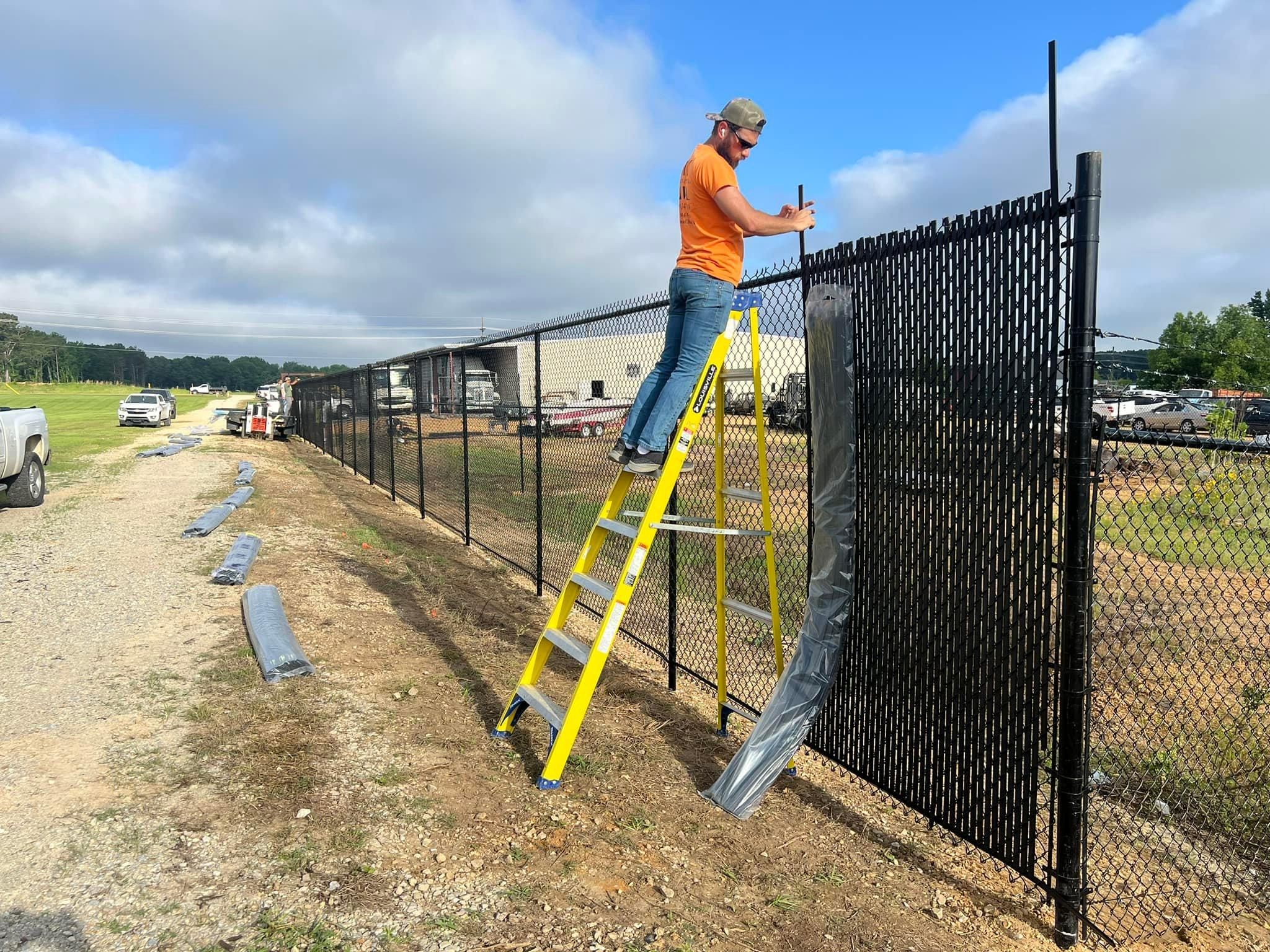  for Manning Fence, LLC in Hernando, MS