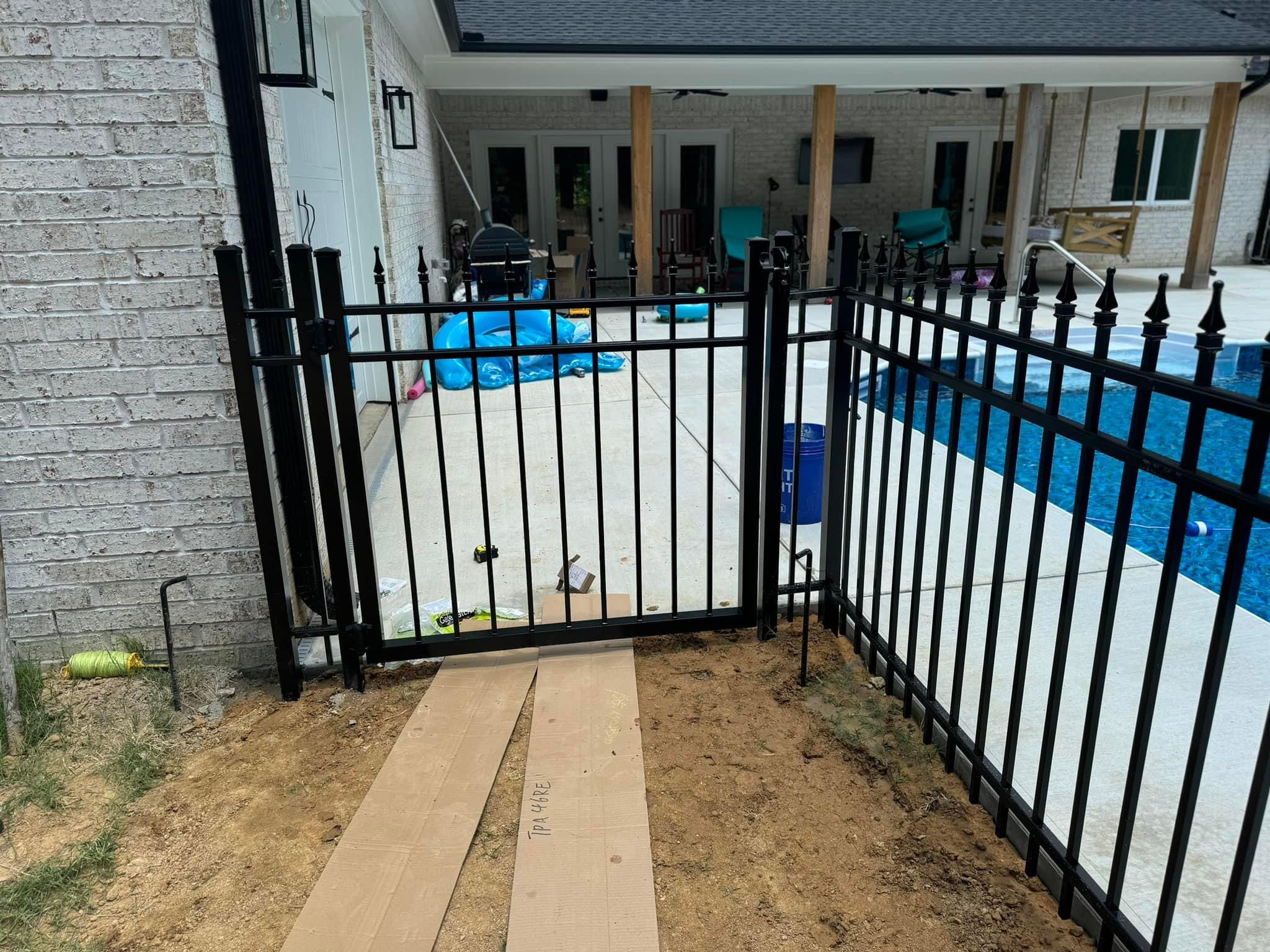  for Manning Fence, LLC in Hernando, MS