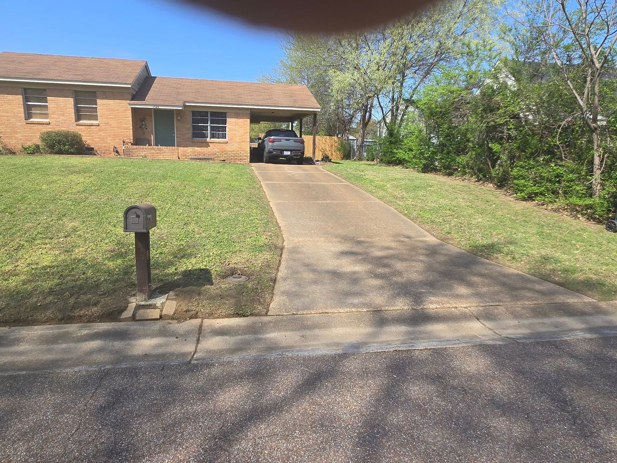  for The DUFF LAWN Service in Houston, Texas