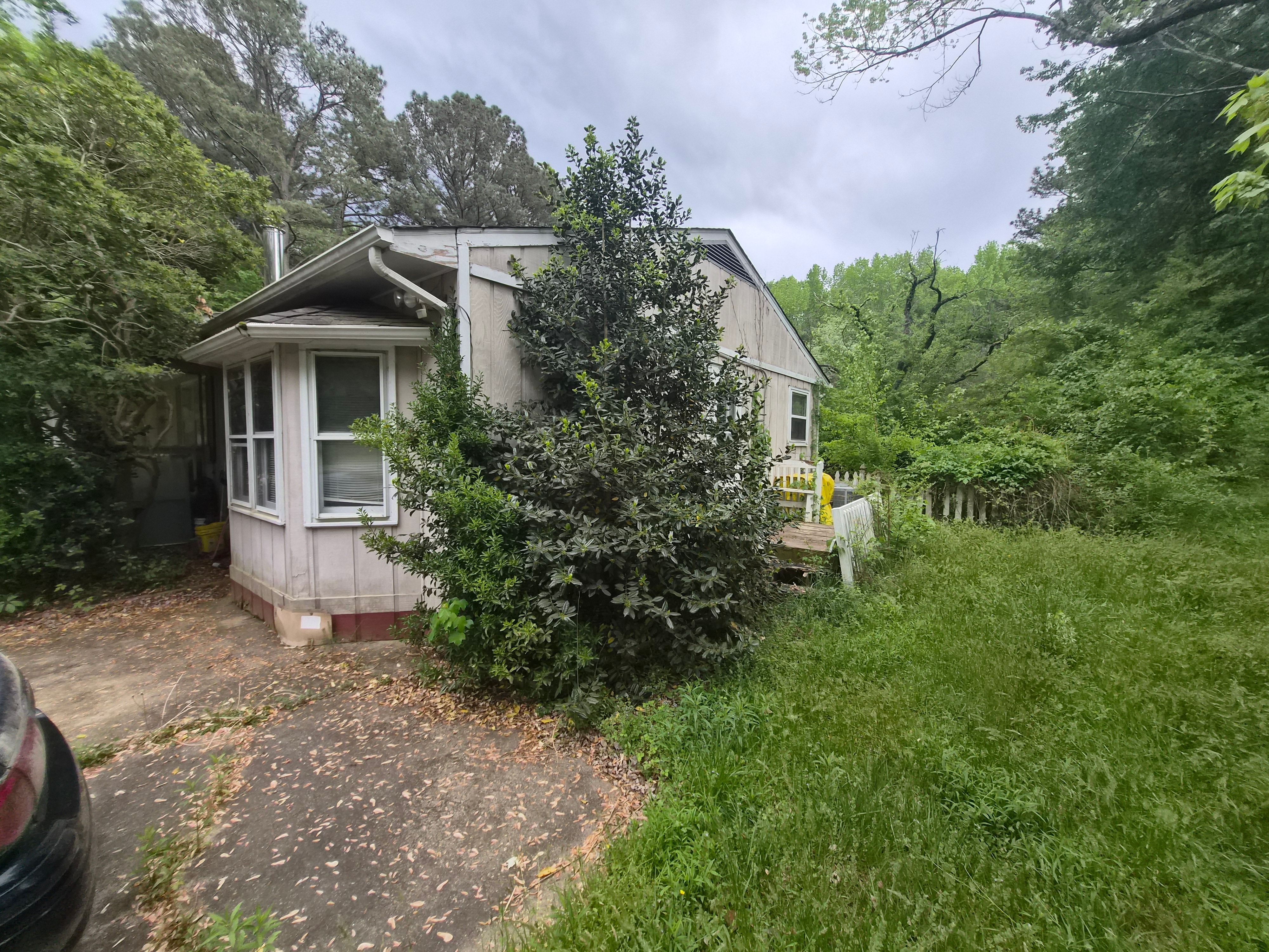 All Photos for 4 Points Lawncare LLC in Hayes, VA