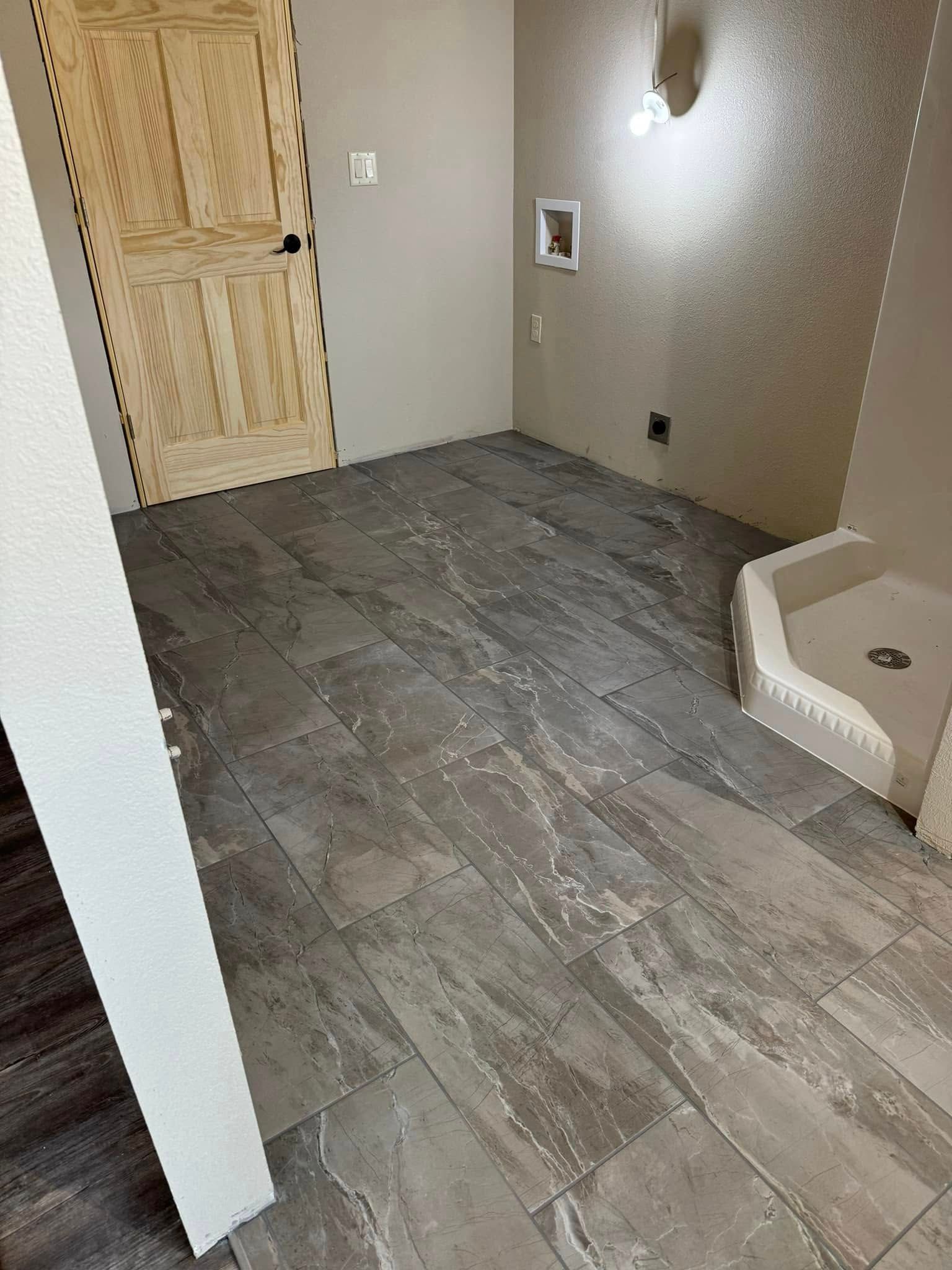 for Dakota Tile & Stone in Belle Fourche, SD
