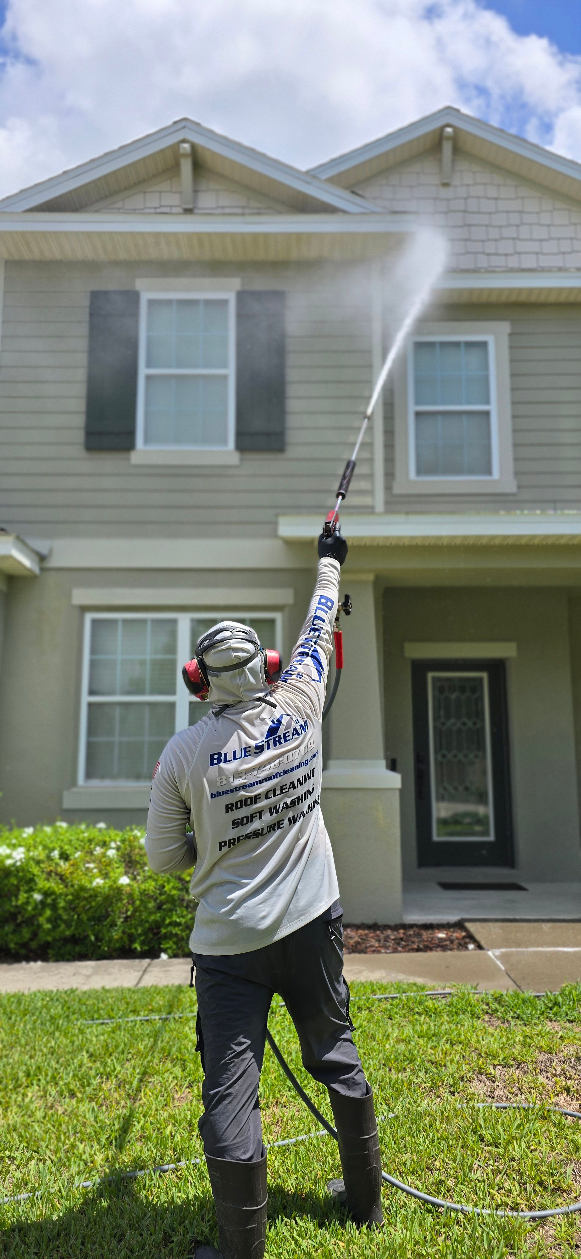  for Blue Stream Roof Cleaning & Pressure Washing in Tampa, FL
