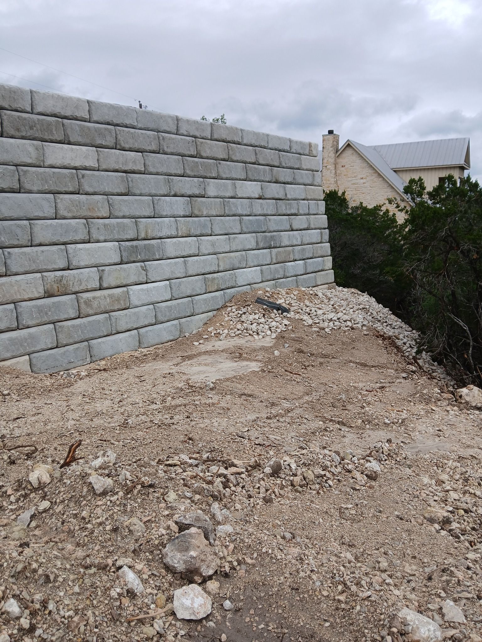  for Thompson Construction in Uvalde, TX