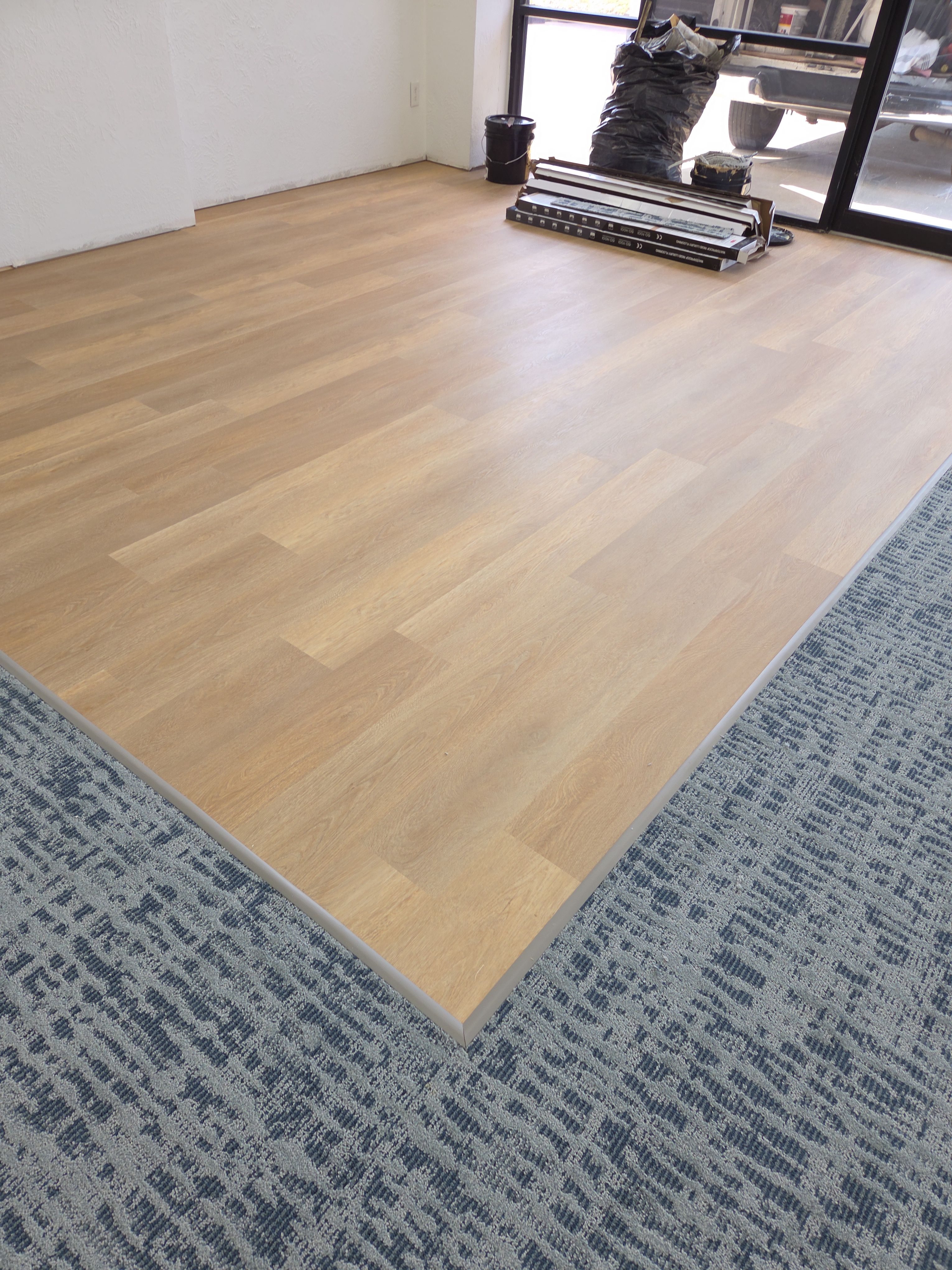  for D&J Custom Floors in Nederland, TX