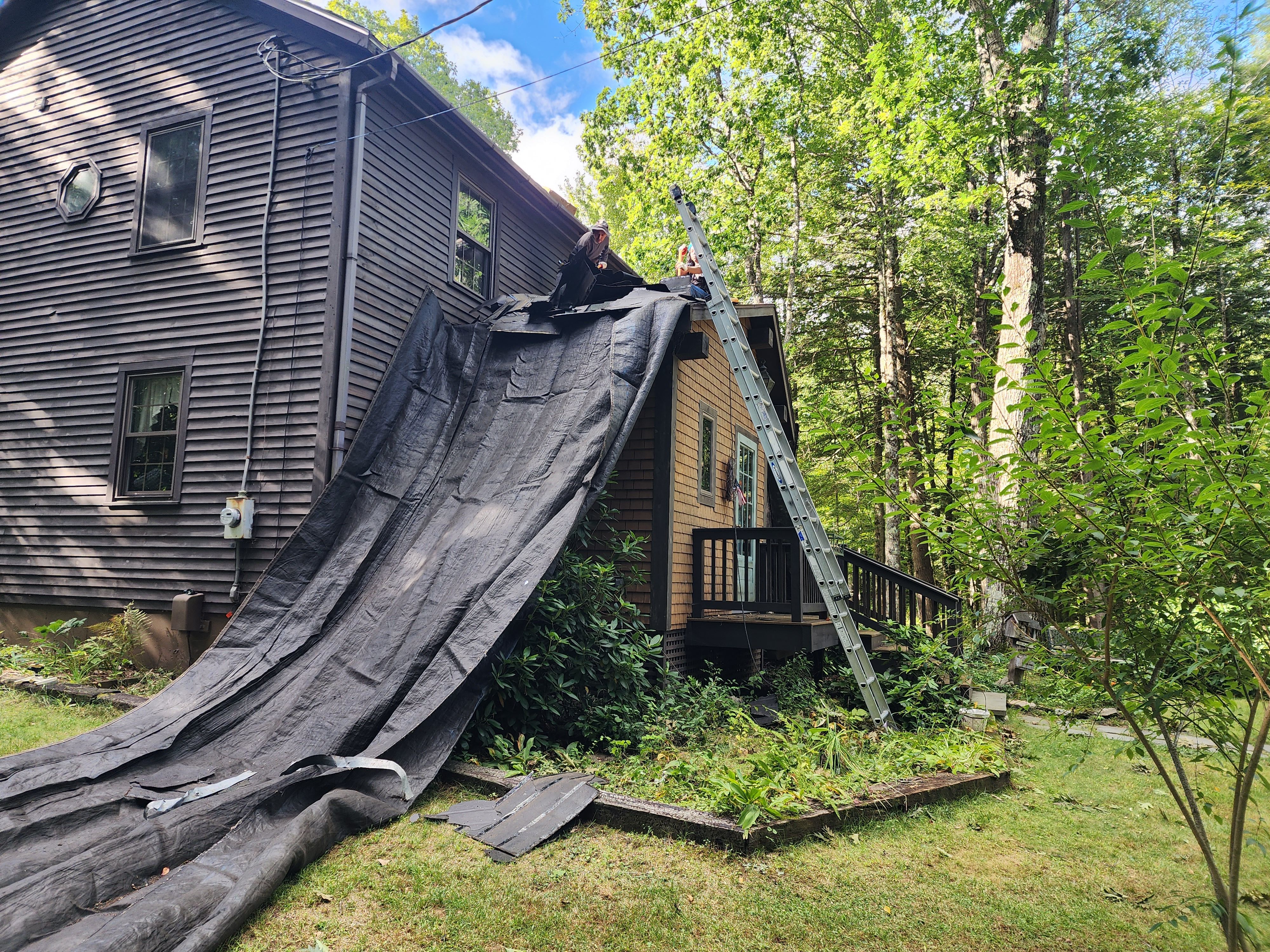 Roofing for Jalbert Contracting LLC in Alton, NH