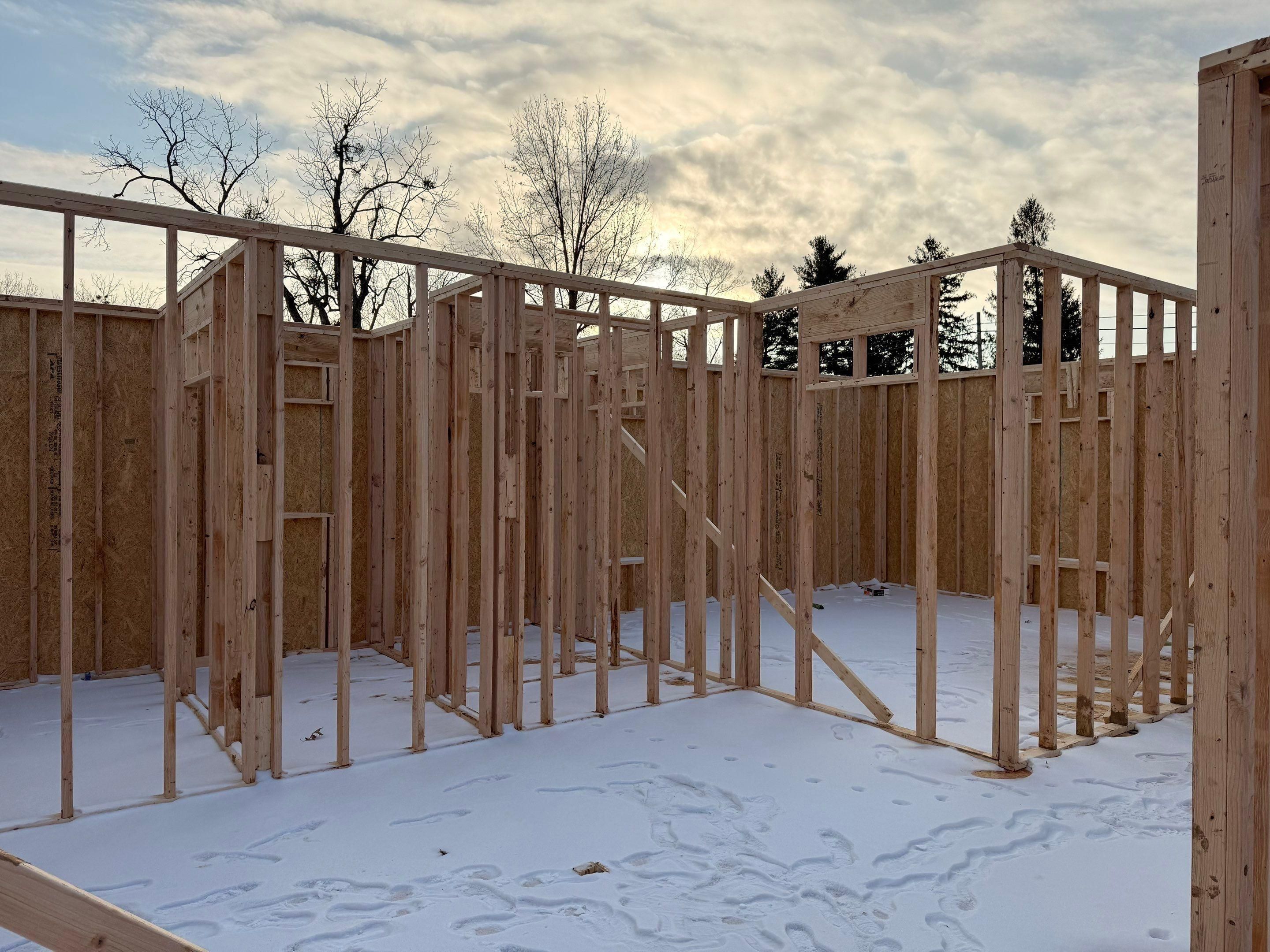  for Paramount Construction in Lexington, KY