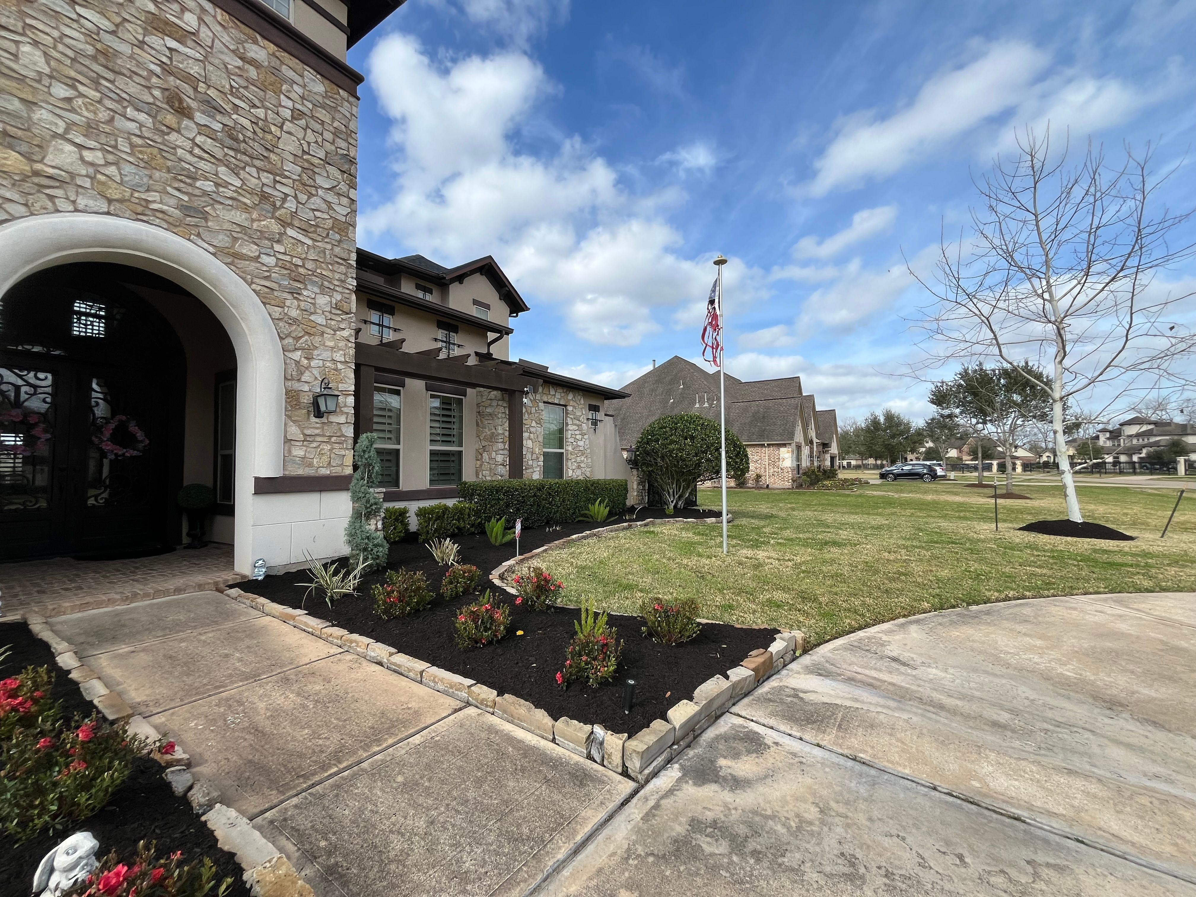  for Garza Lawncare & Tree Service in Pearland, TX