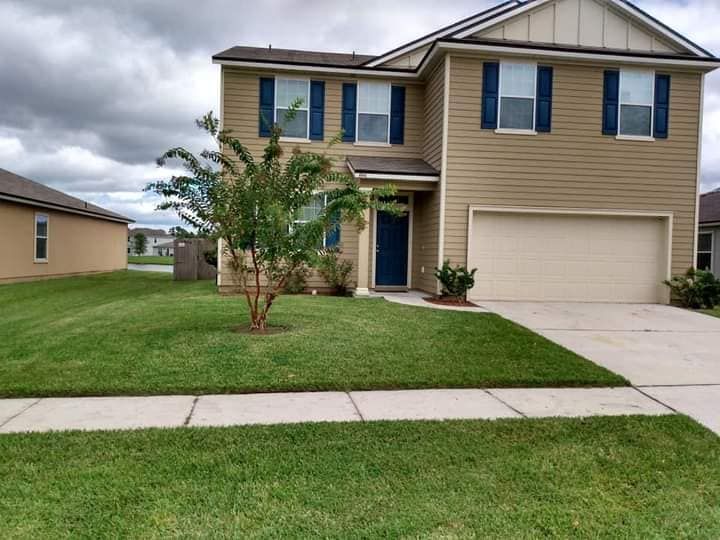 Landscaping for Tugger and Son's Lawn Care in Jacksonville, FL