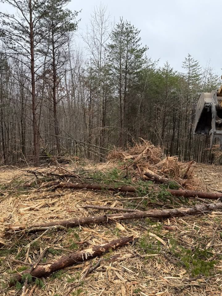 All Photos for Hunt’s Hauling & Landworks LLC in Danville, VA