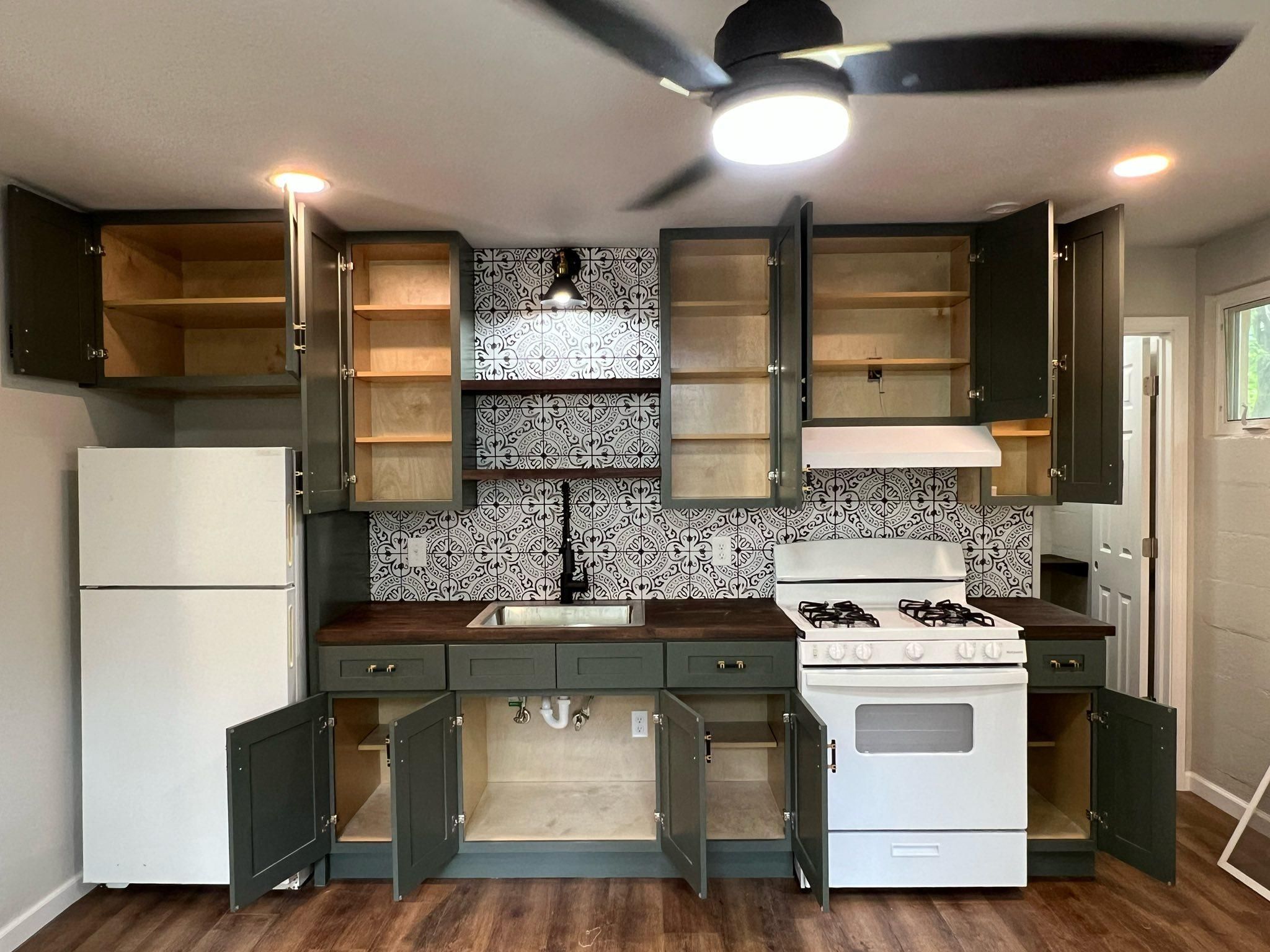  for Ferrer's Interiors in Centerton, AR