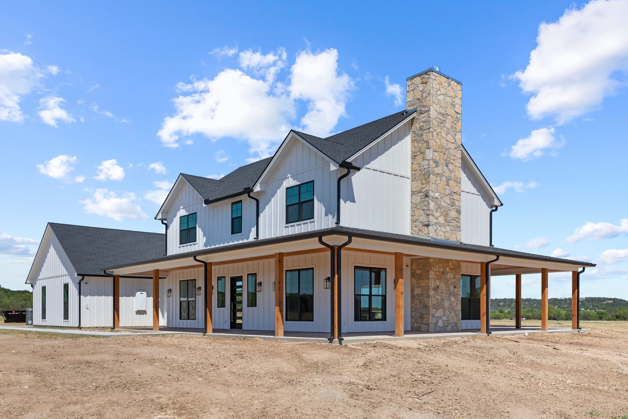 Custom Homes + Barndominium Homes for Who Can Construction in Stephenville, TX