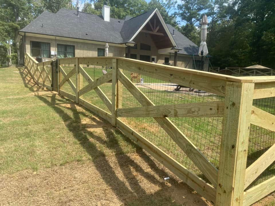  for Manning Fence, LLC in Hernando, MS