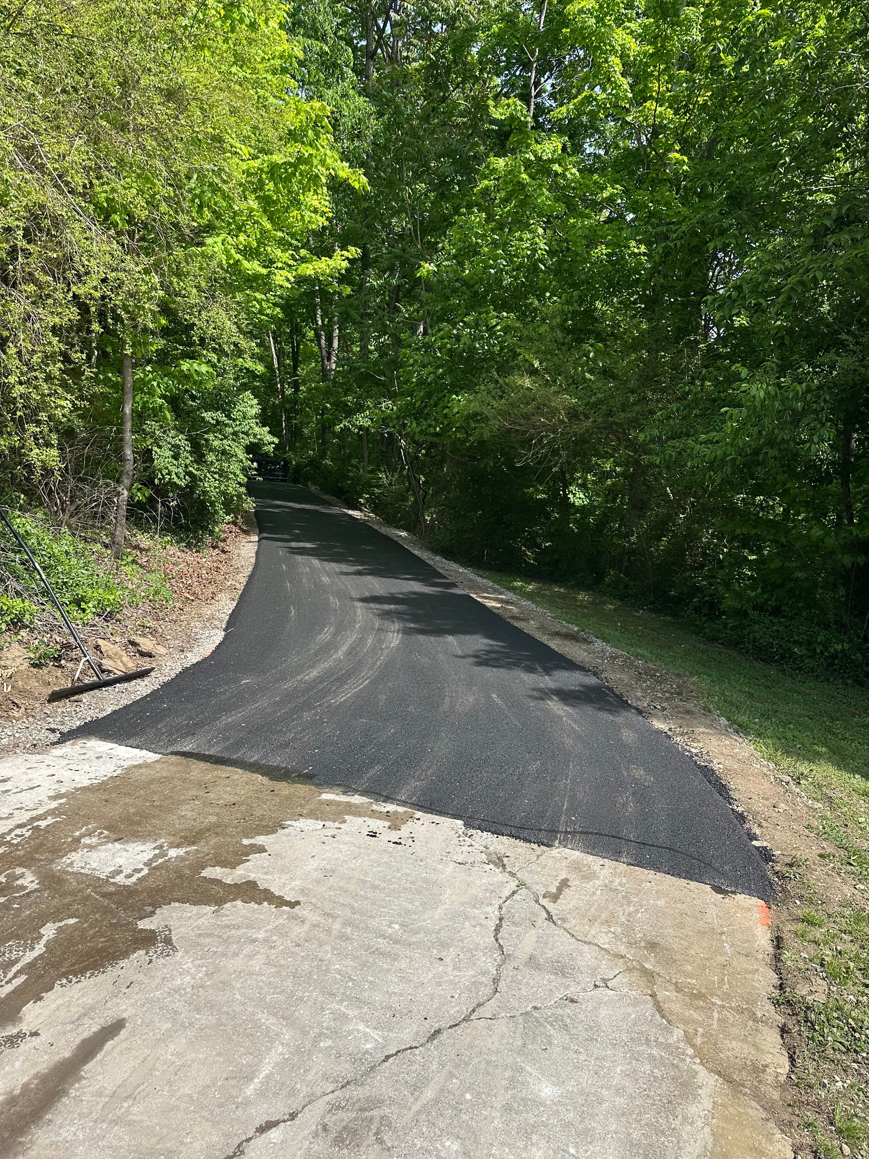 for Metzler Paving and Sealcoating LLC in Jacksboro, TN