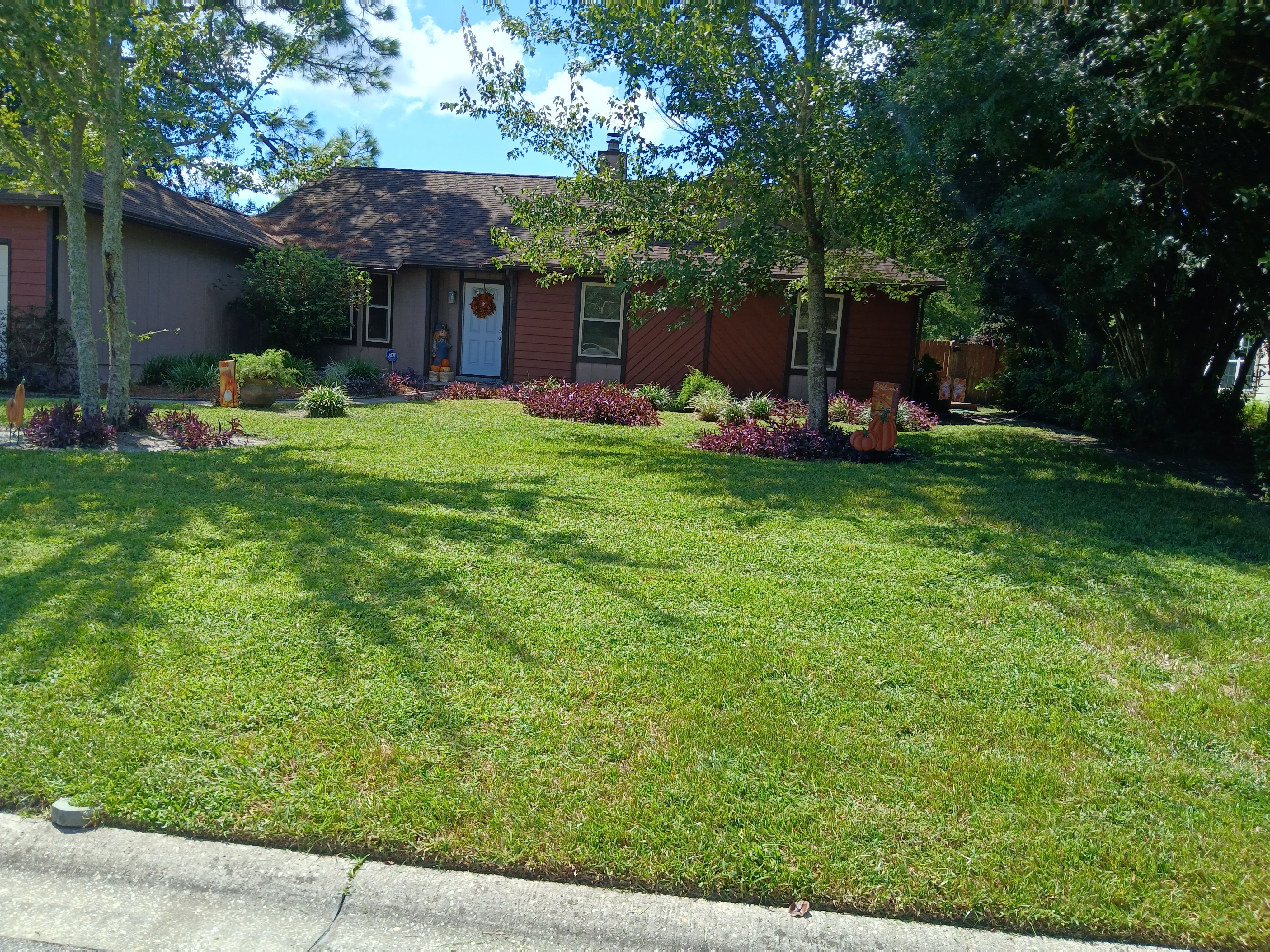  for Tugger and Son's Lawn Care Services in Jacksonville, FL
