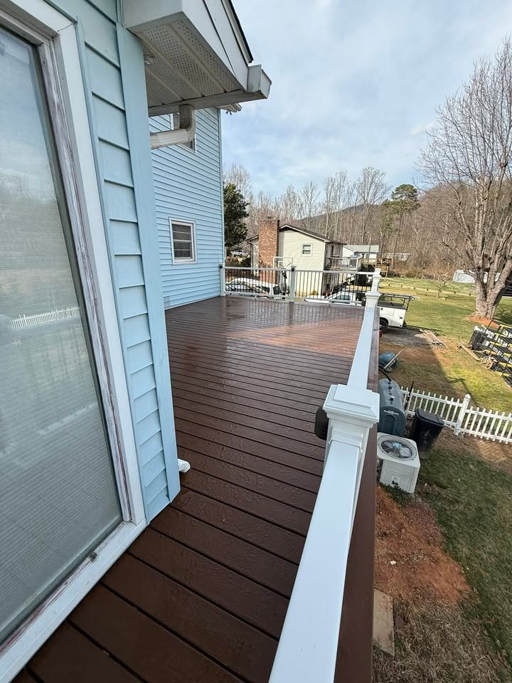  for Karnezis Construction in Candler, NC