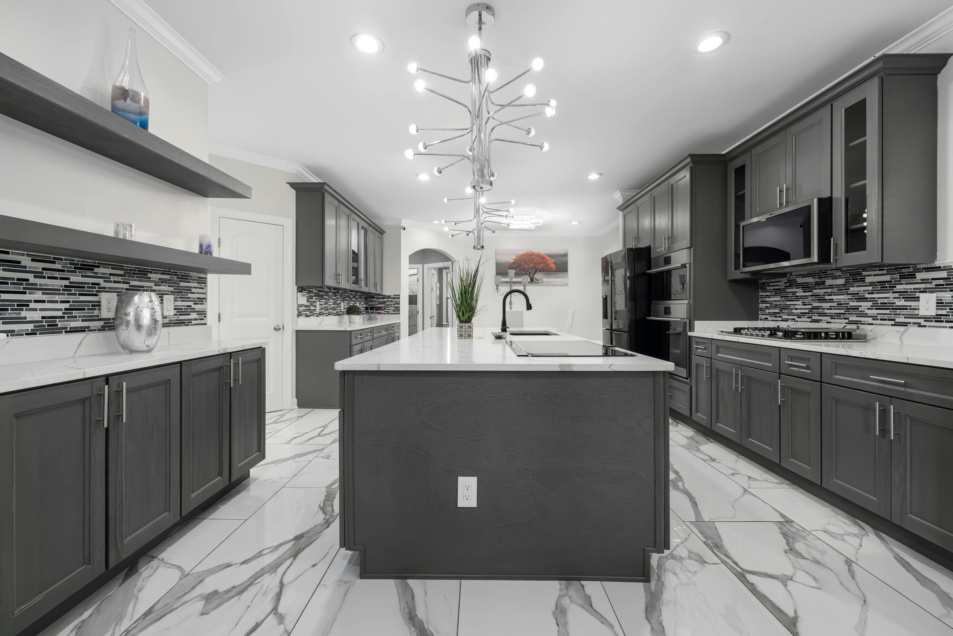 All Photos for Complete Kitchen Cabinets in Queens, NY