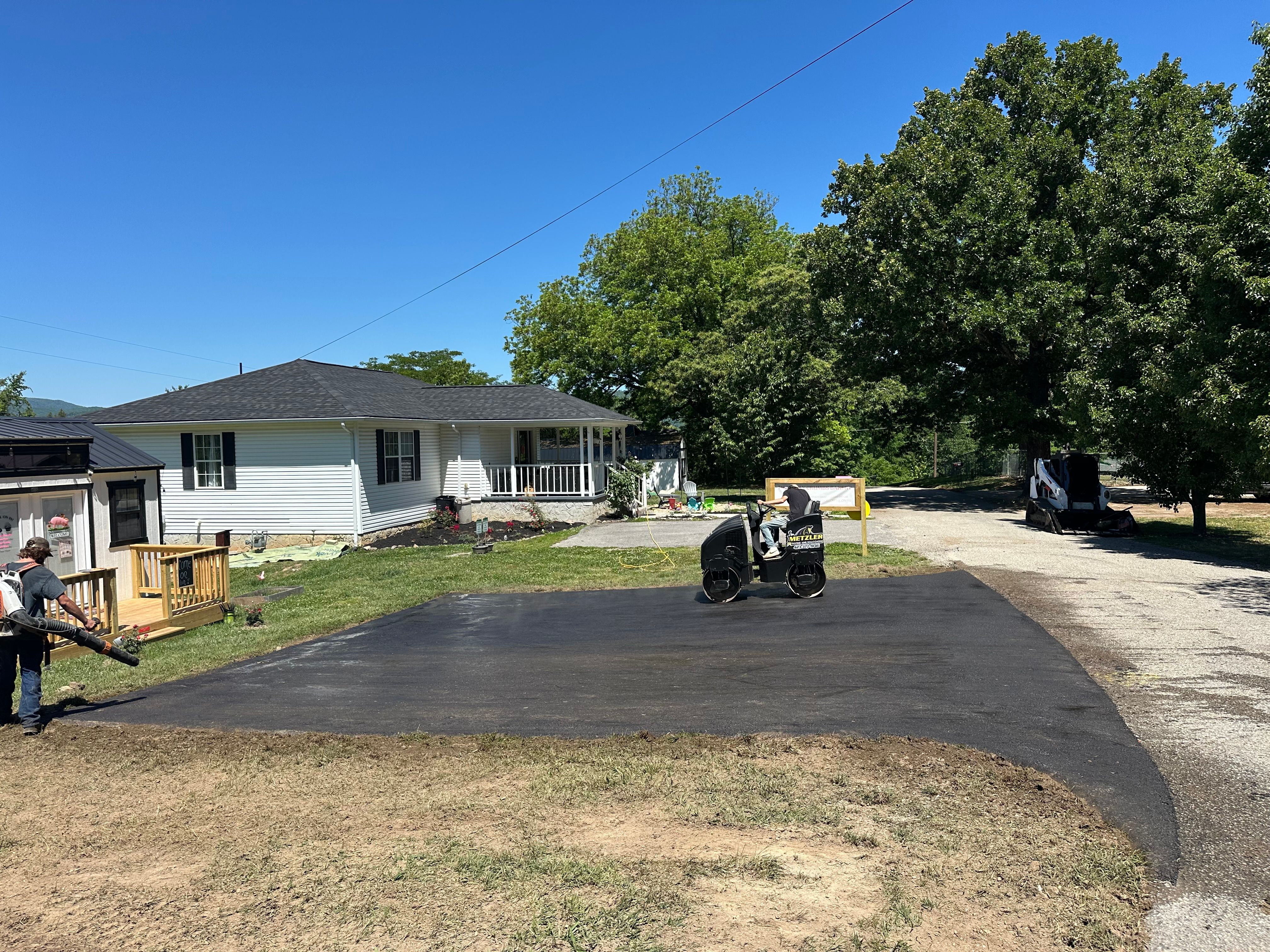  for Metzler Paving and Sealcoating LLC in Jacksboro, TN