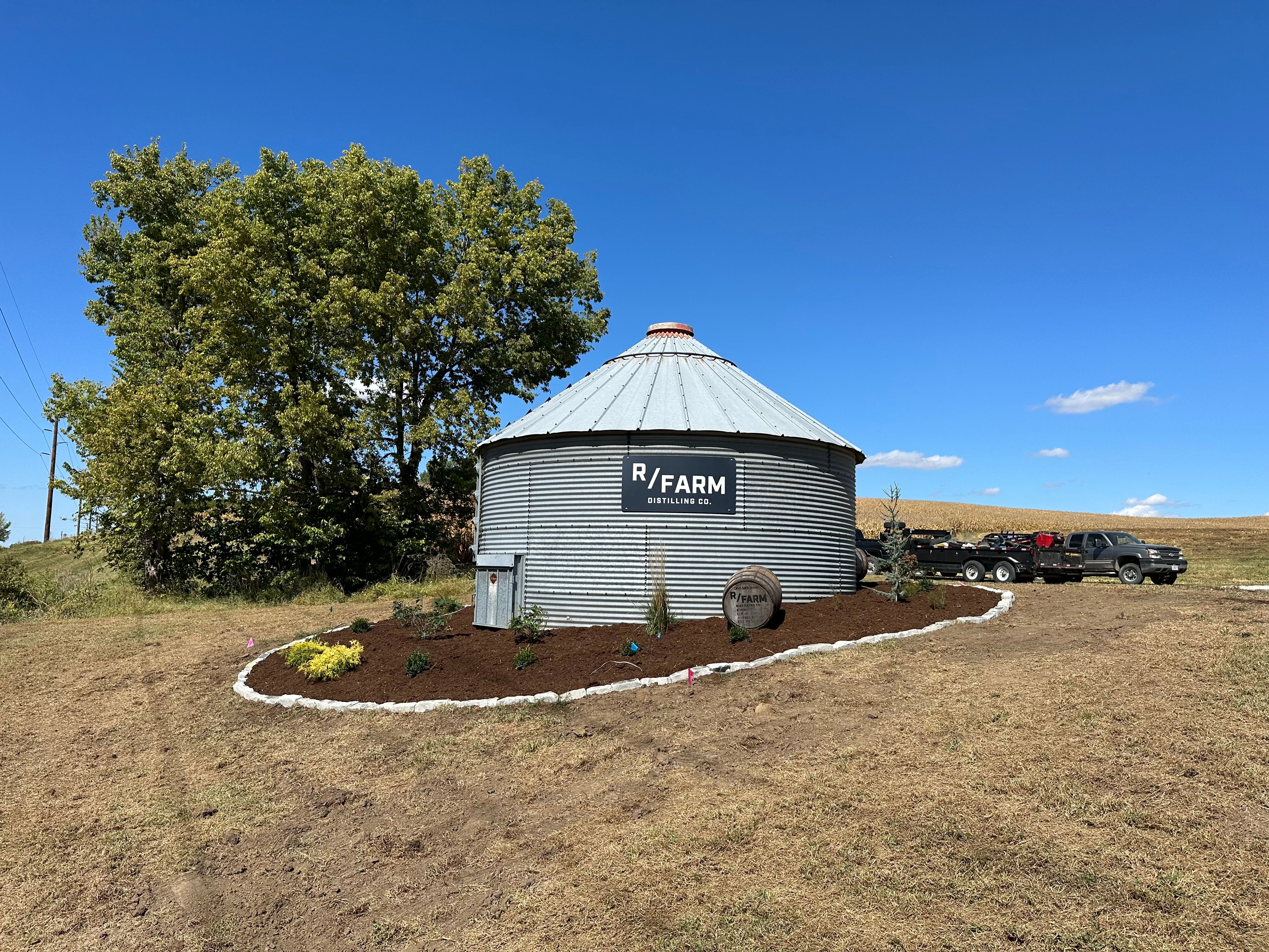  for Thomas' Lawn Care in Maryville, MO