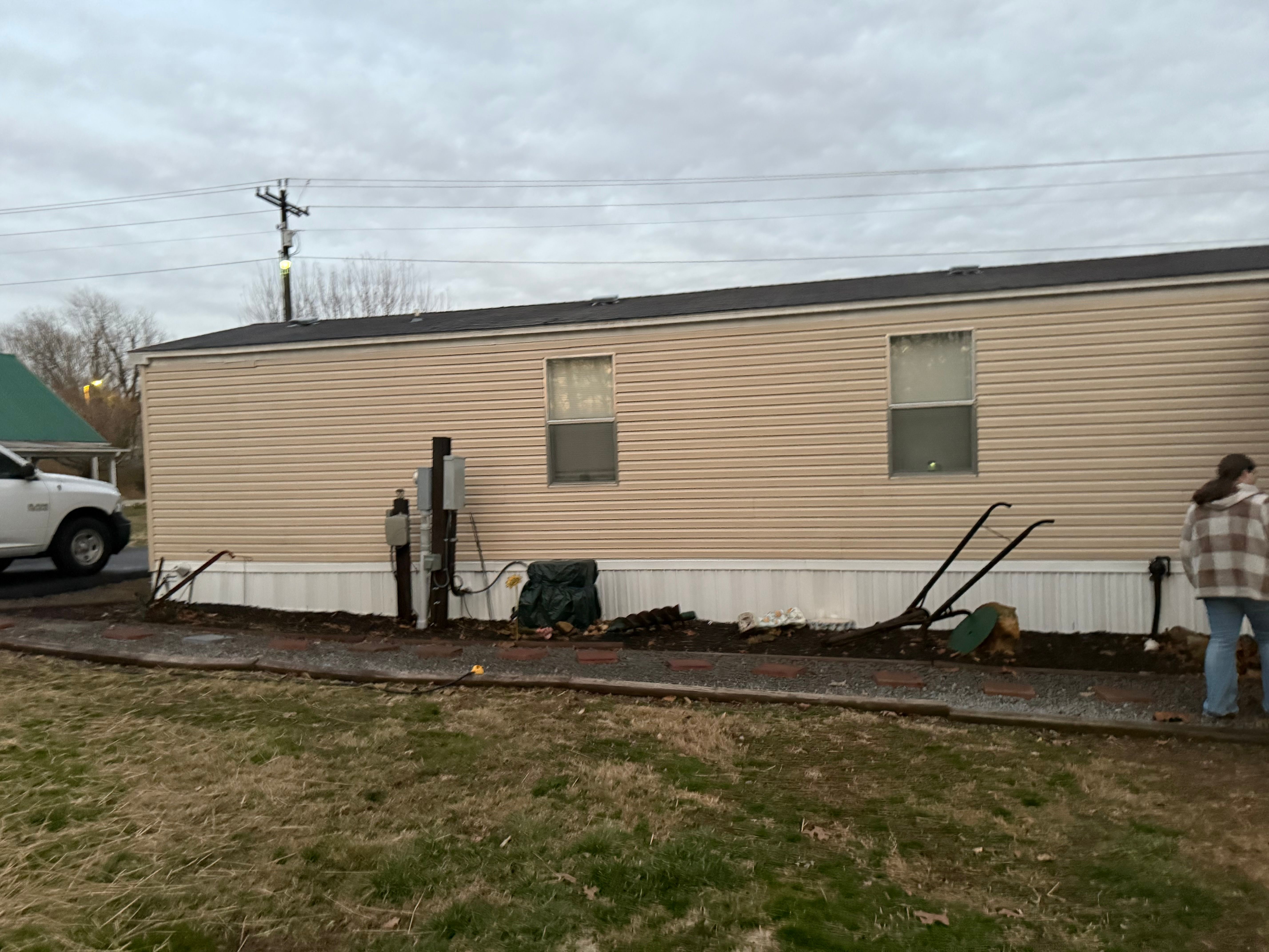  for Cardwell's Contracting in Bowling Green, KY